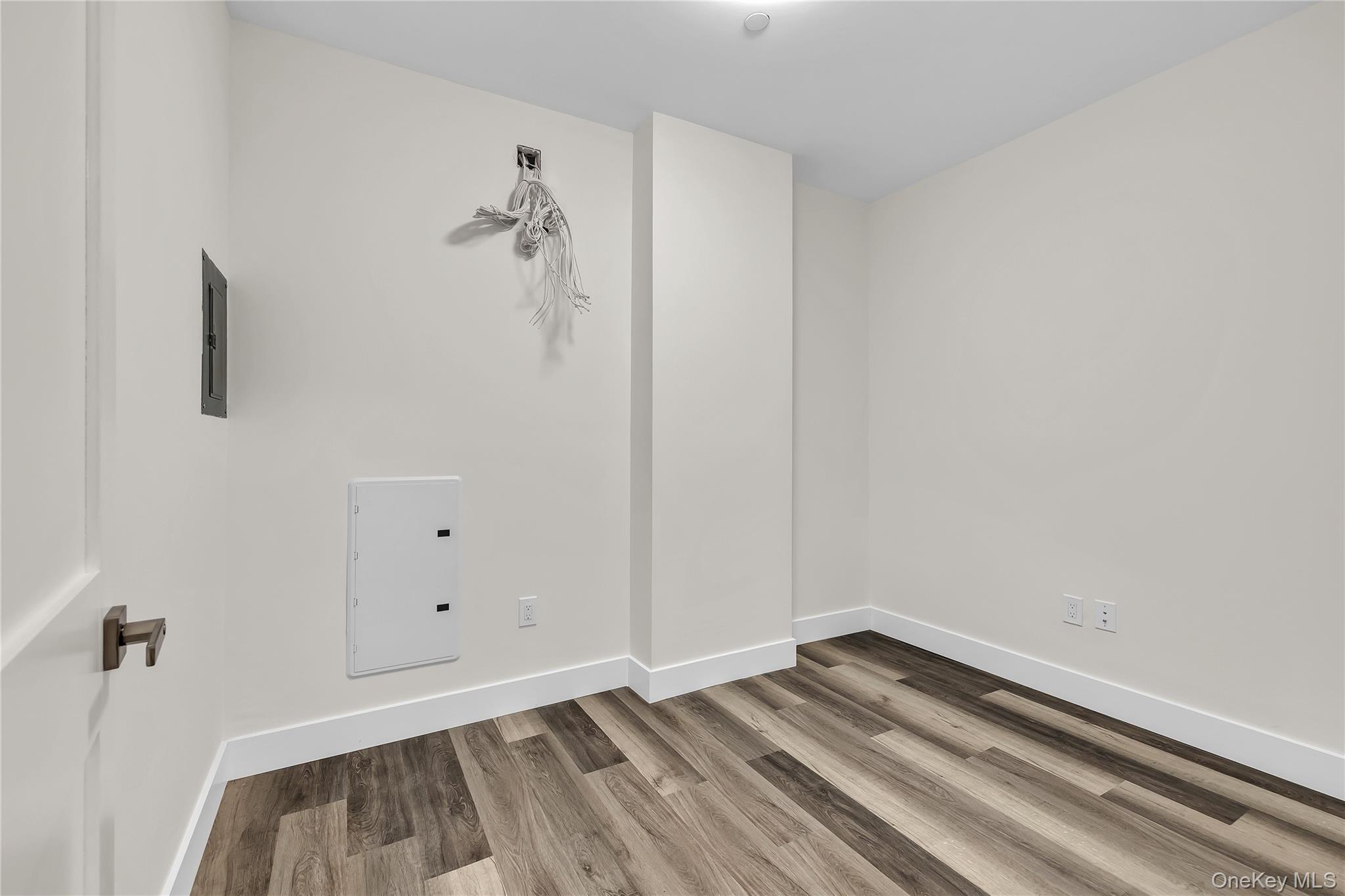 533 Greenwich Street Lower Level Hempstead Hempstead NY 11550