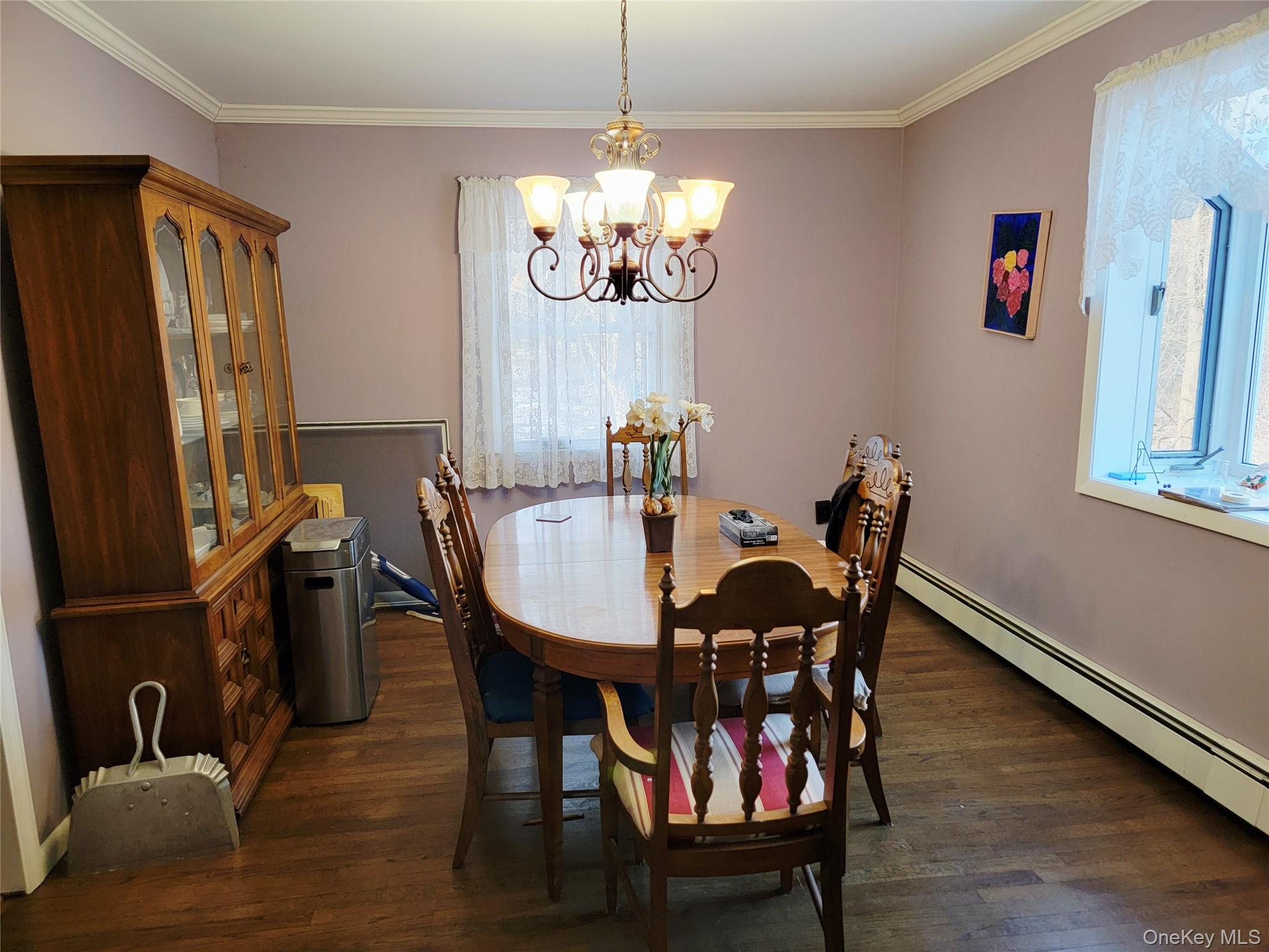 107 Oscawana Lake Road Out of NYC Putnam Valley, NY 10579