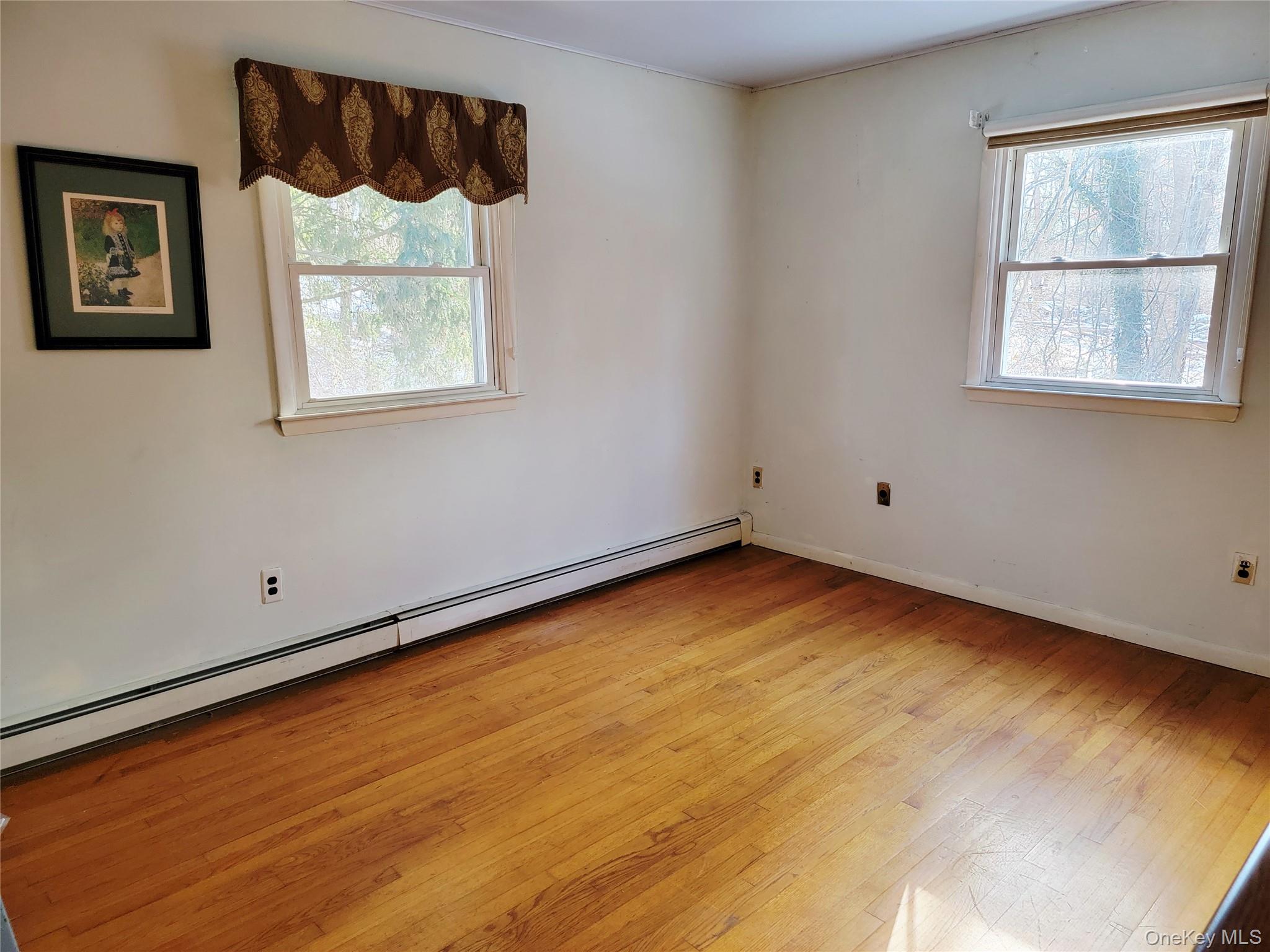 107 Oscawana Lake Road Out of NYC Putnam Valley, NY 10579