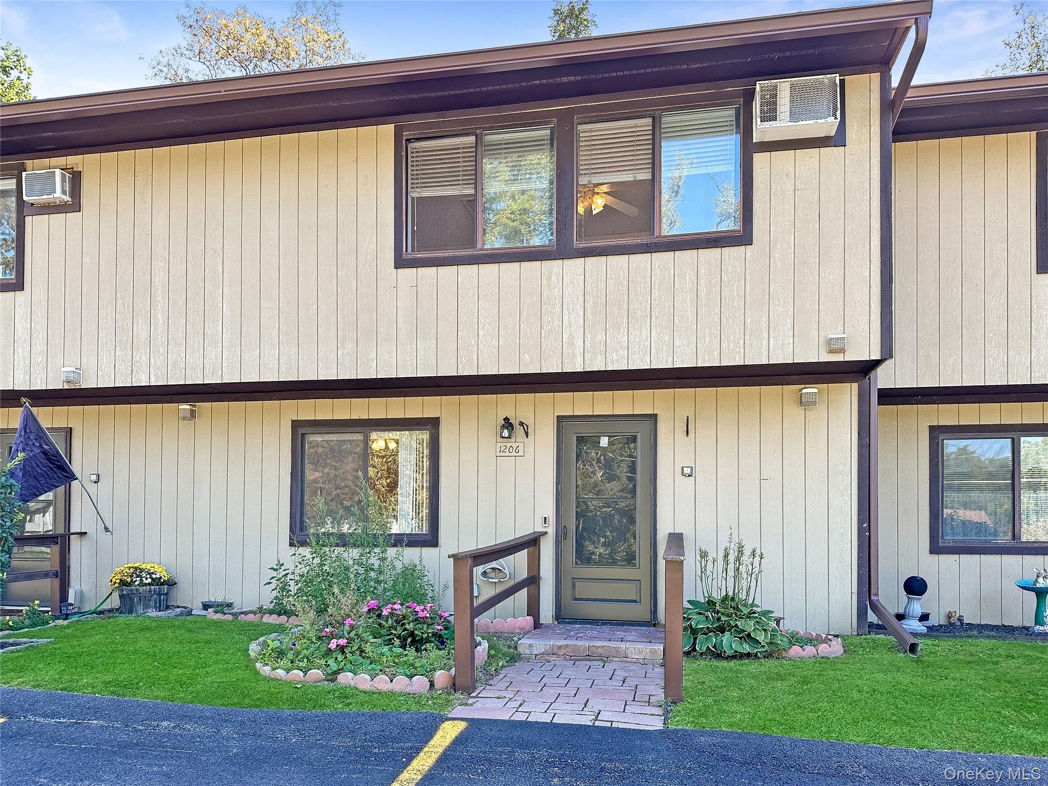 1206 Chelsea Cove S Out of NYC Hopewell Junction NY 12533