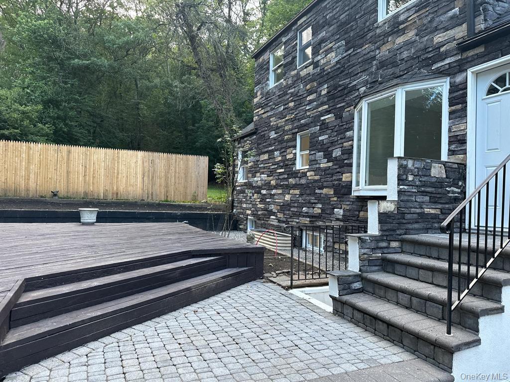 18 Davis Street Melville Melville, NY 11747