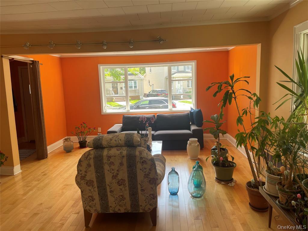 248-29 88th Road Bellerose Bellerose, NY 11426