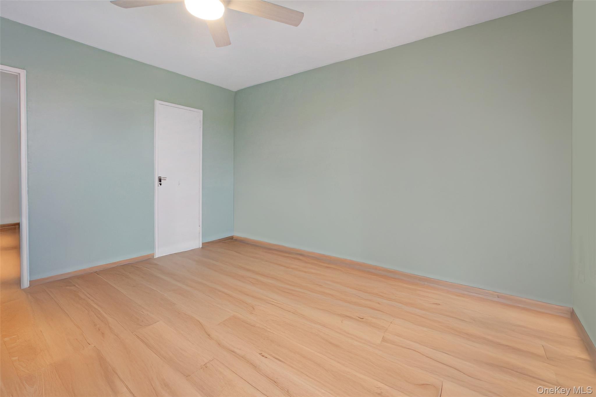 224-24 Union Turnpike 6-G Oakland Gardens Oakland Gardens, NY 11364