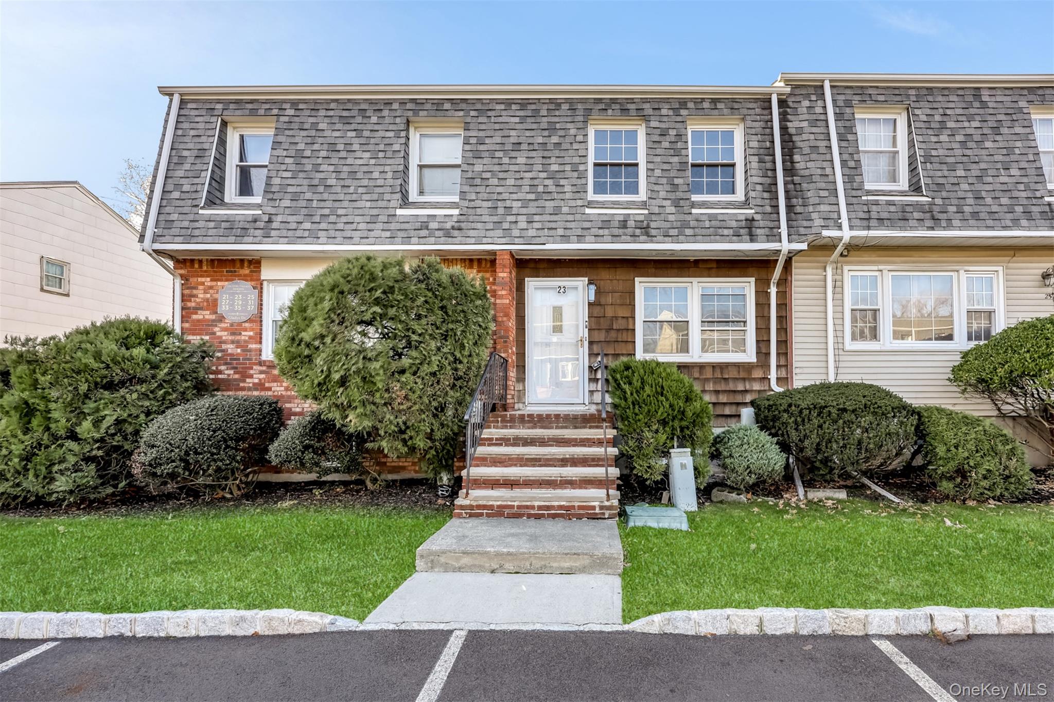 23 Gladys Drive Out of NYC Spring Valley, NY 10977