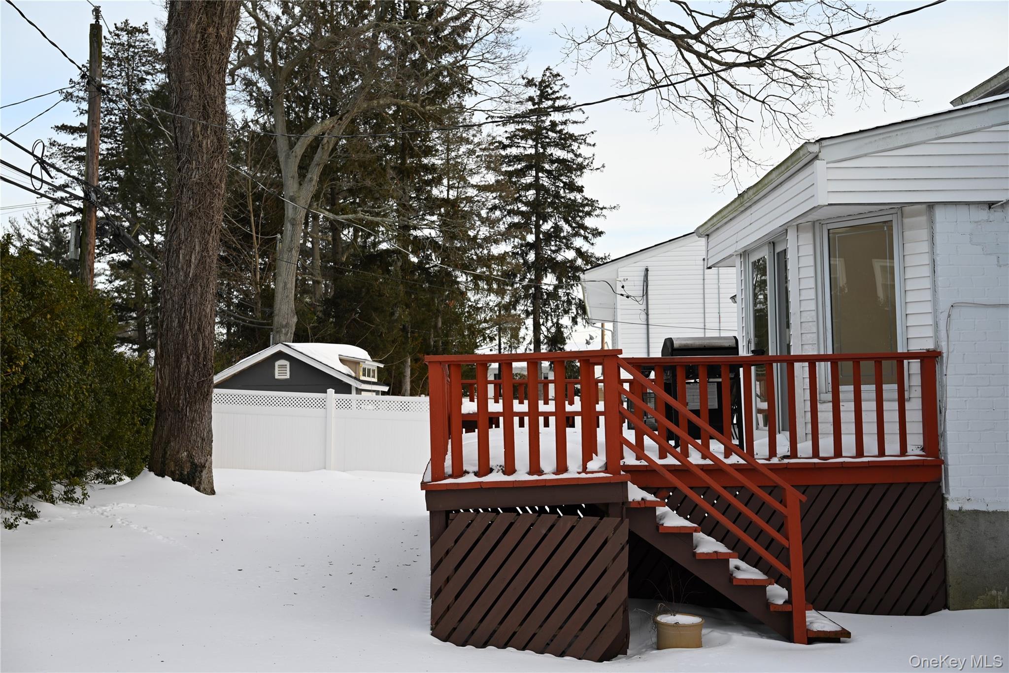 16 Middle Lane Jericho Jericho, NY 11753