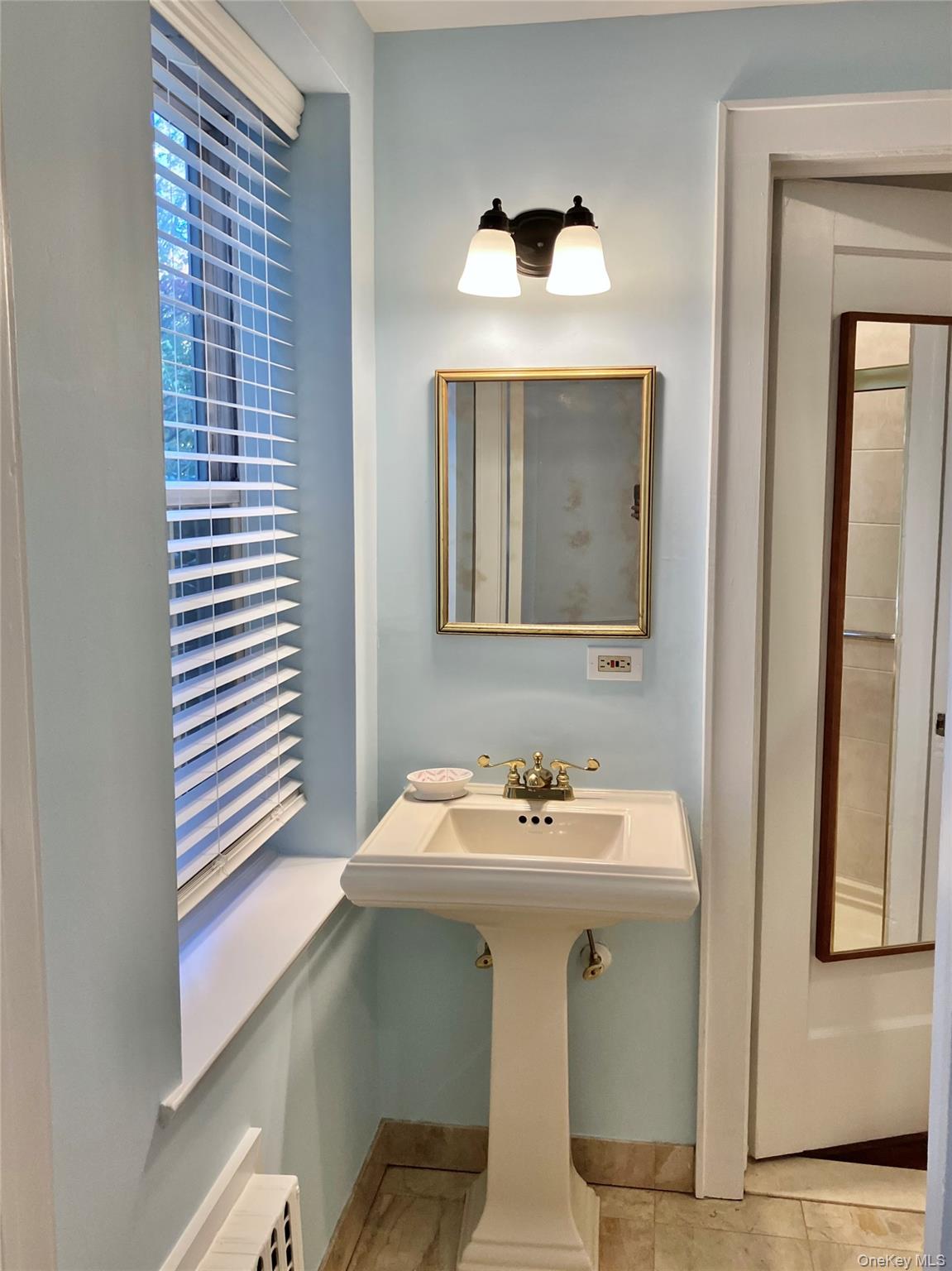 2 Alden Place 1-C Bronxville Bronxville, NY 10708