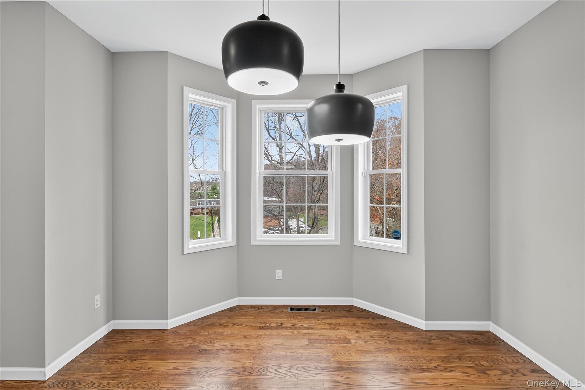 43 Pinto Road E 43 Out of NYC Middletown, NY 10941