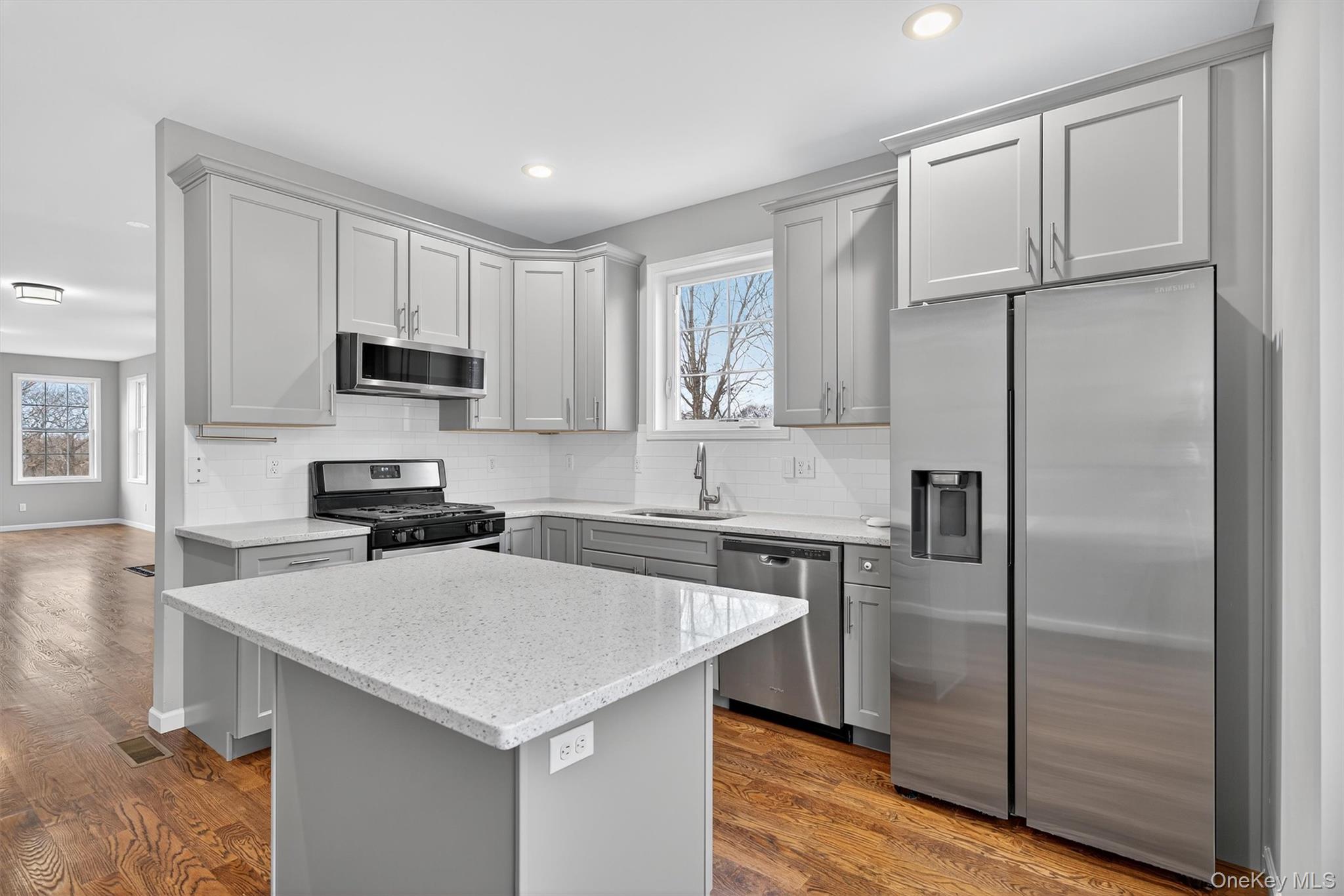 43 Pinto Road E 43 Out of NYC Middletown, NY 10941