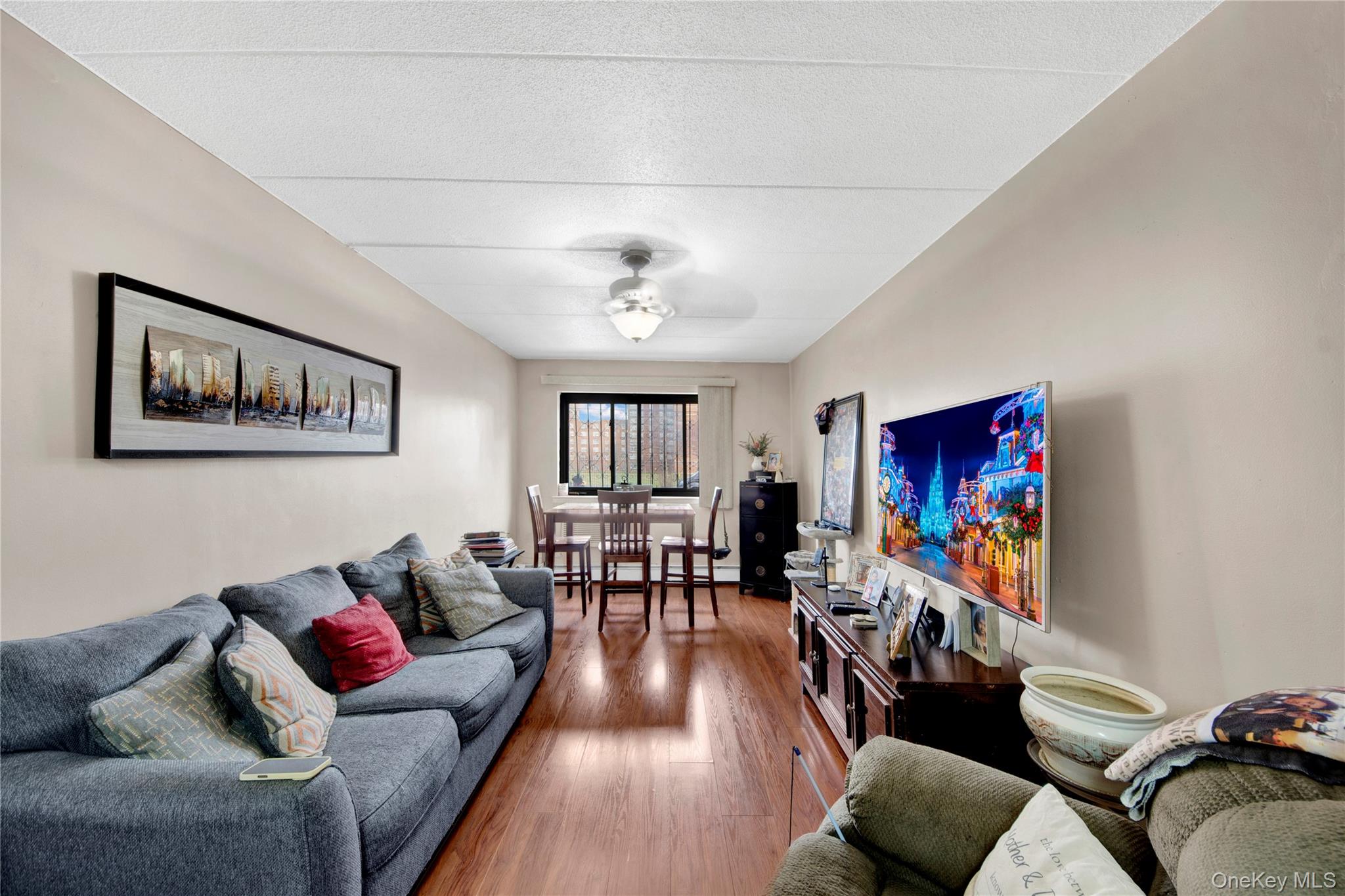 721 Thieriot Avenue Bronx, NY 10473