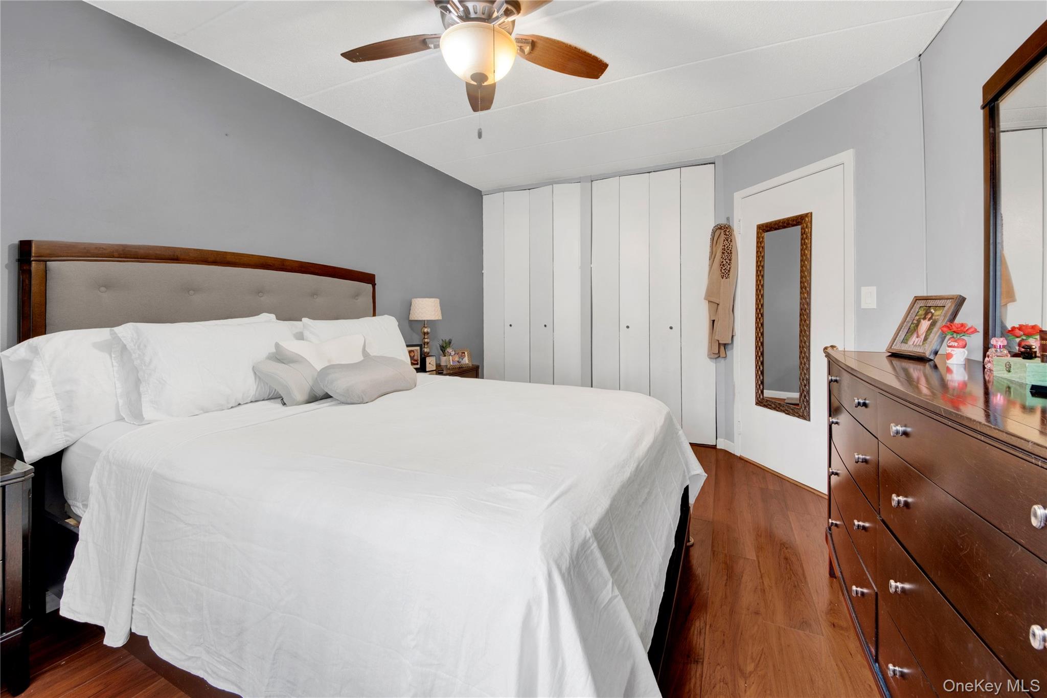 721 Thieriot Avenue Bronx, NY 10473