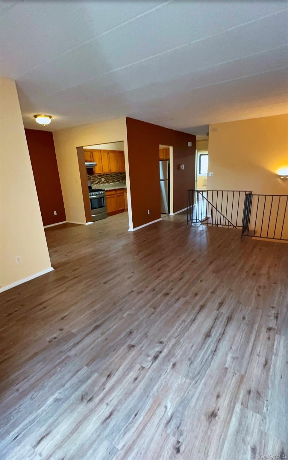 721 Thieriot Avenue Bronx, NY 10473