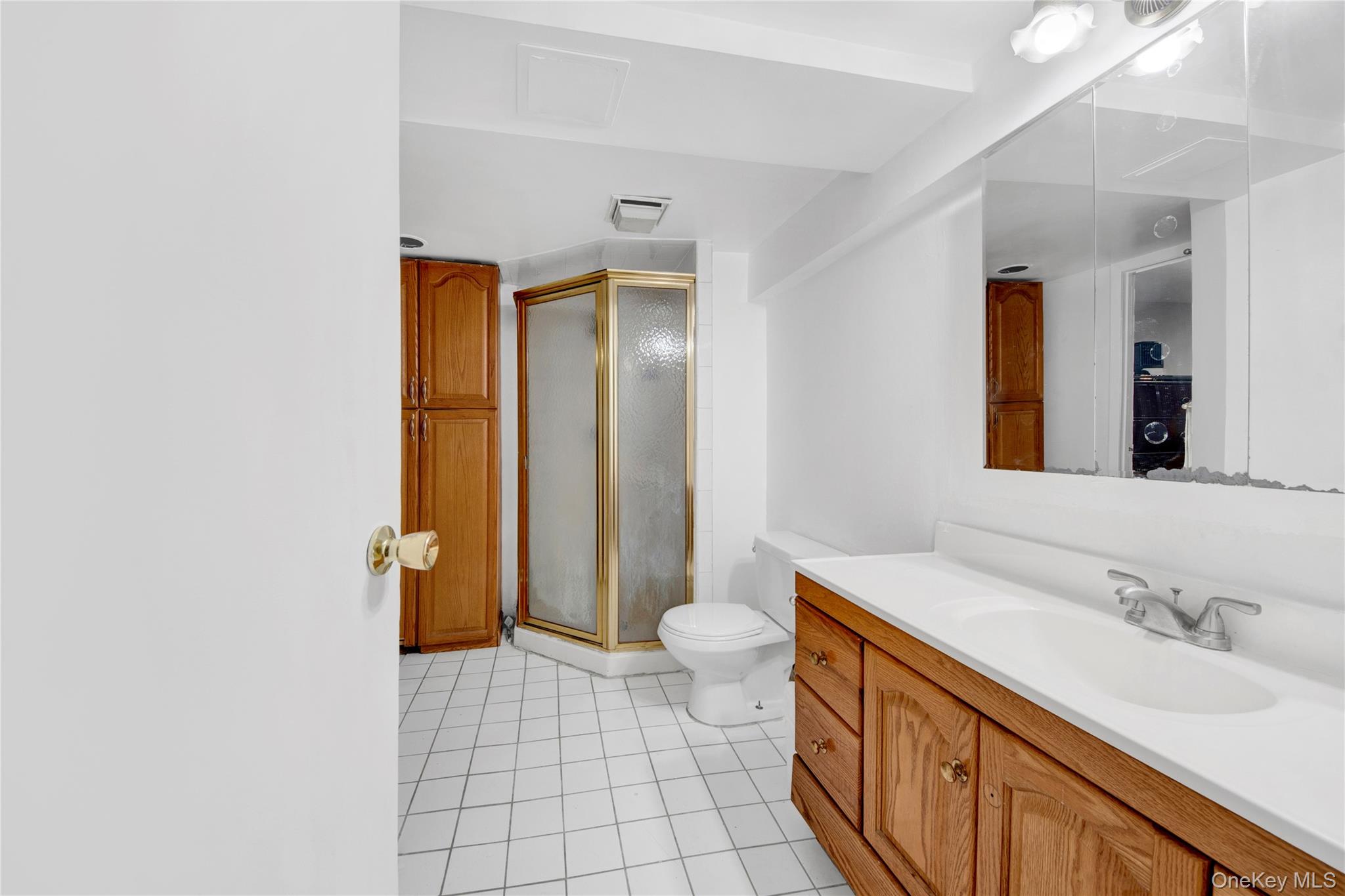 721 Thieriot Avenue Bronx, NY 10473