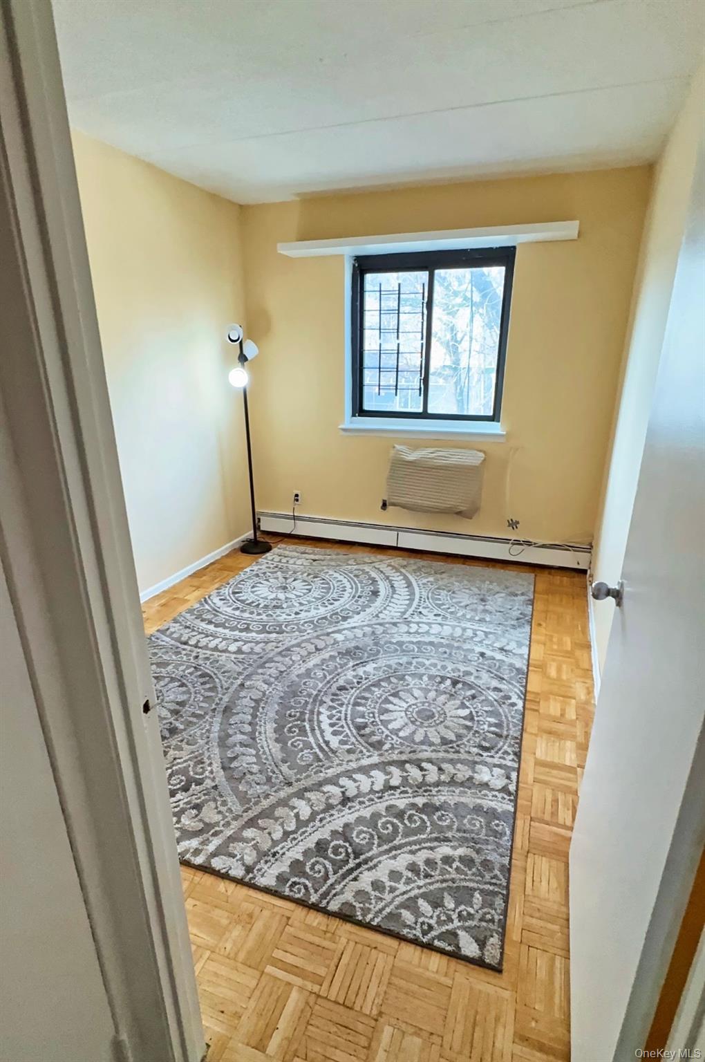 721 Thieriot Avenue Bronx, NY 10473