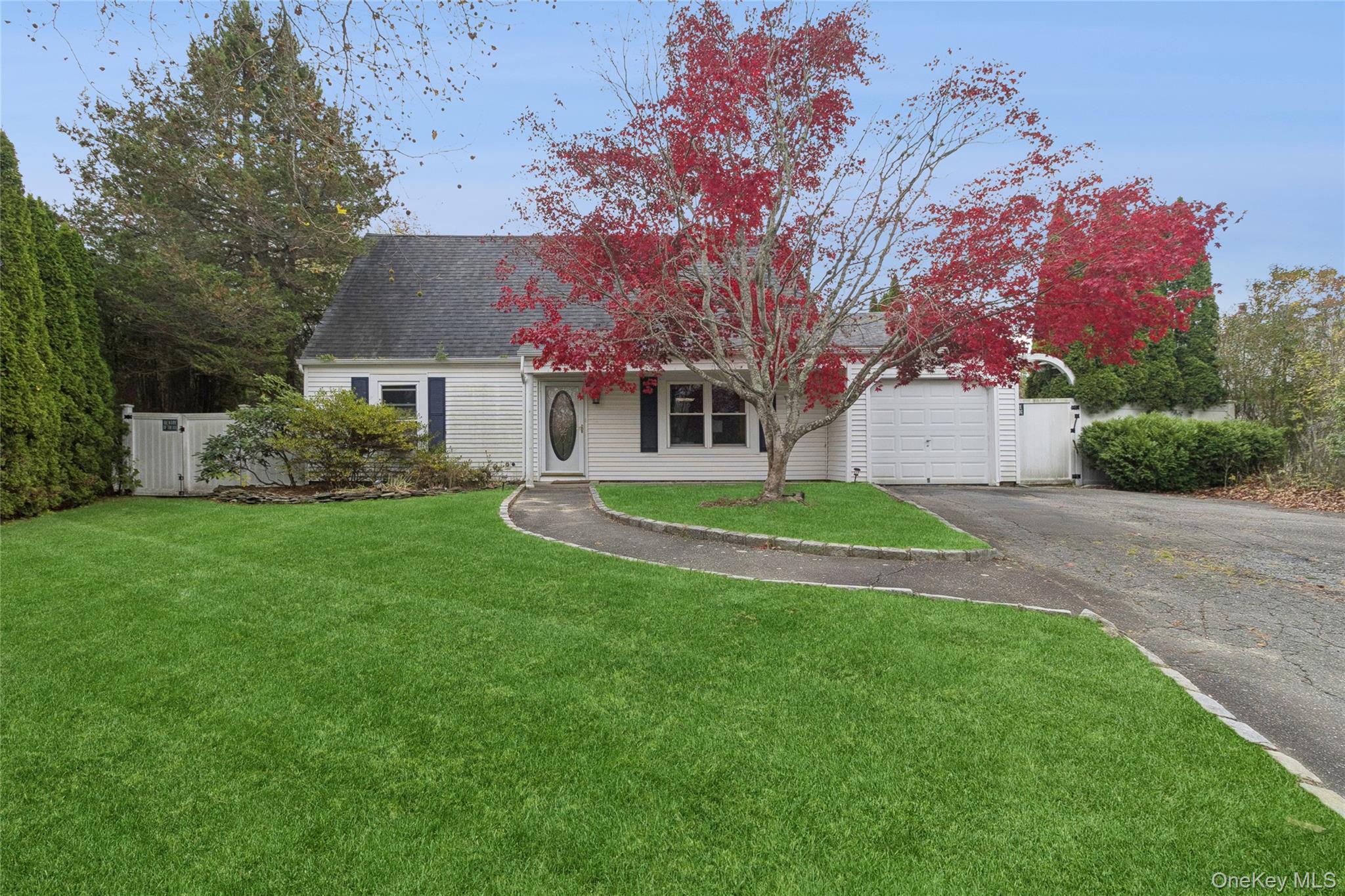 3 Meadowgrass Lane Southampton Southampton, NY 11968