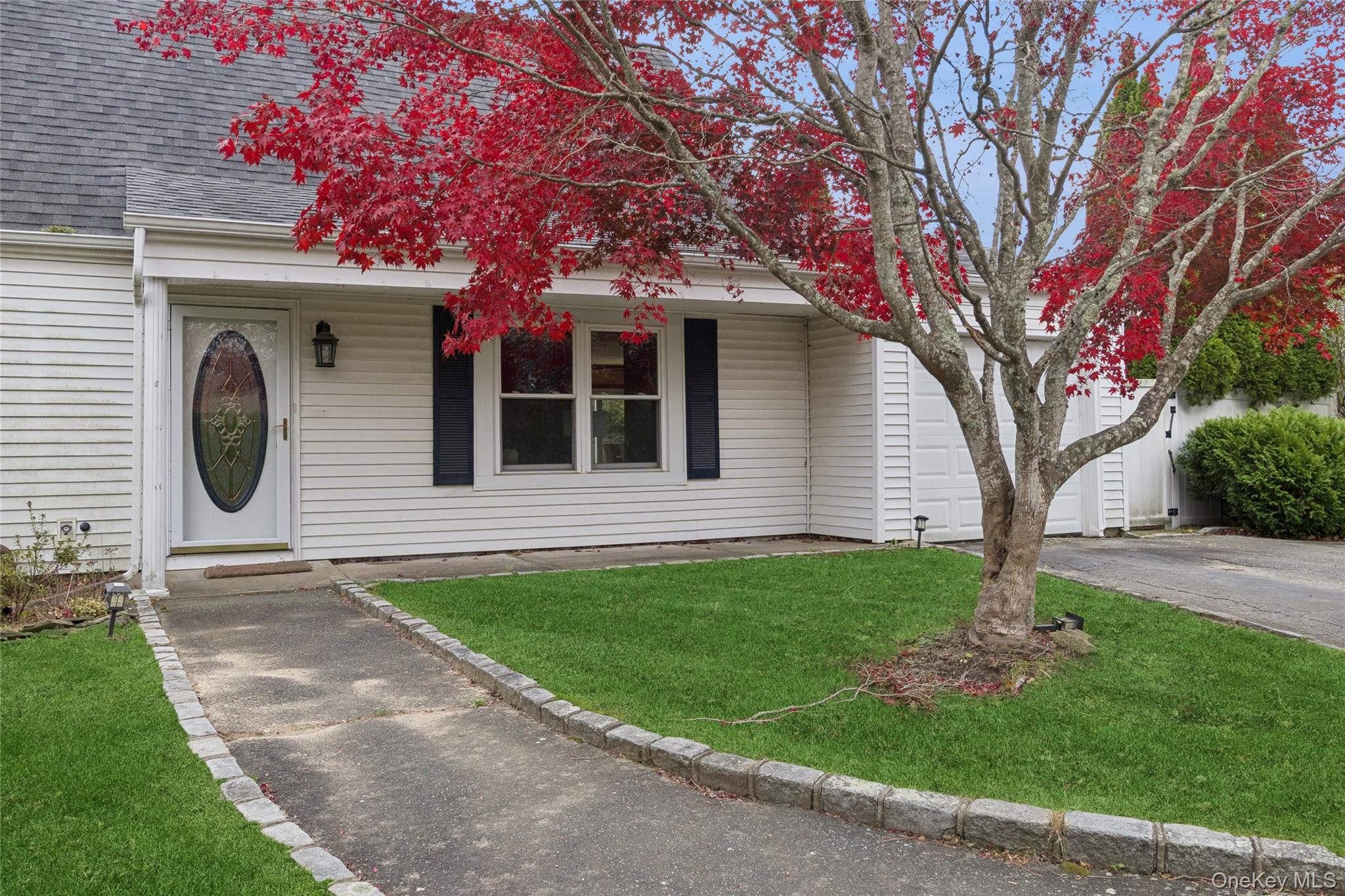 3 Meadowgrass Lane Southampton Southampton, NY 11968
