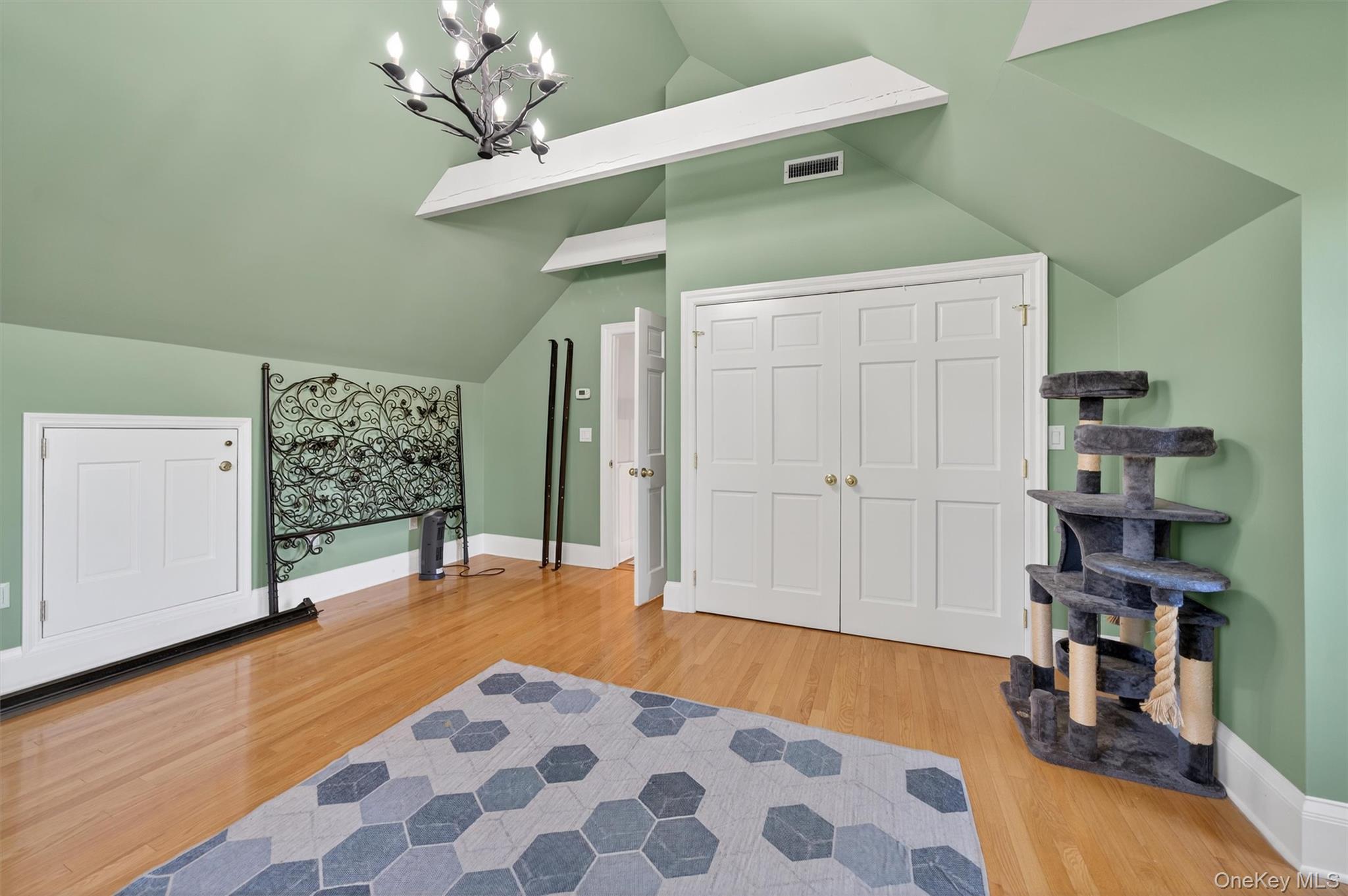 20 Loyee Lane Out of NYC Blooming Grove, NY 10992