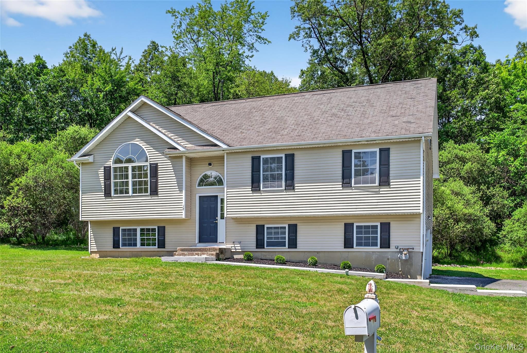 18 Fordham Lane Out of NYC Highland Mills, NY 10930