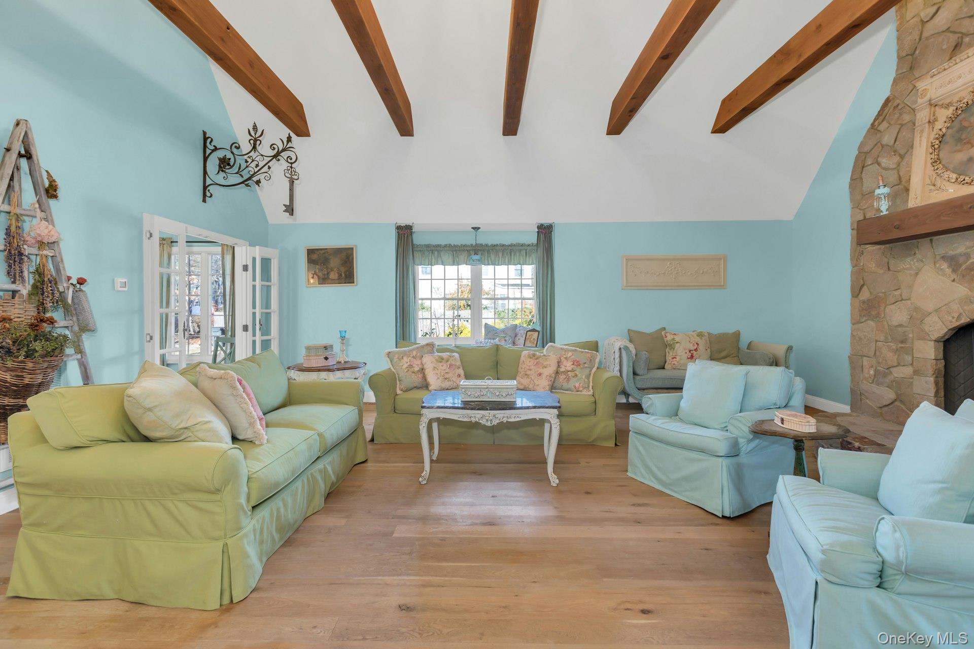 249 Gerritsen Avenue Bayport Bayport, NY 11705