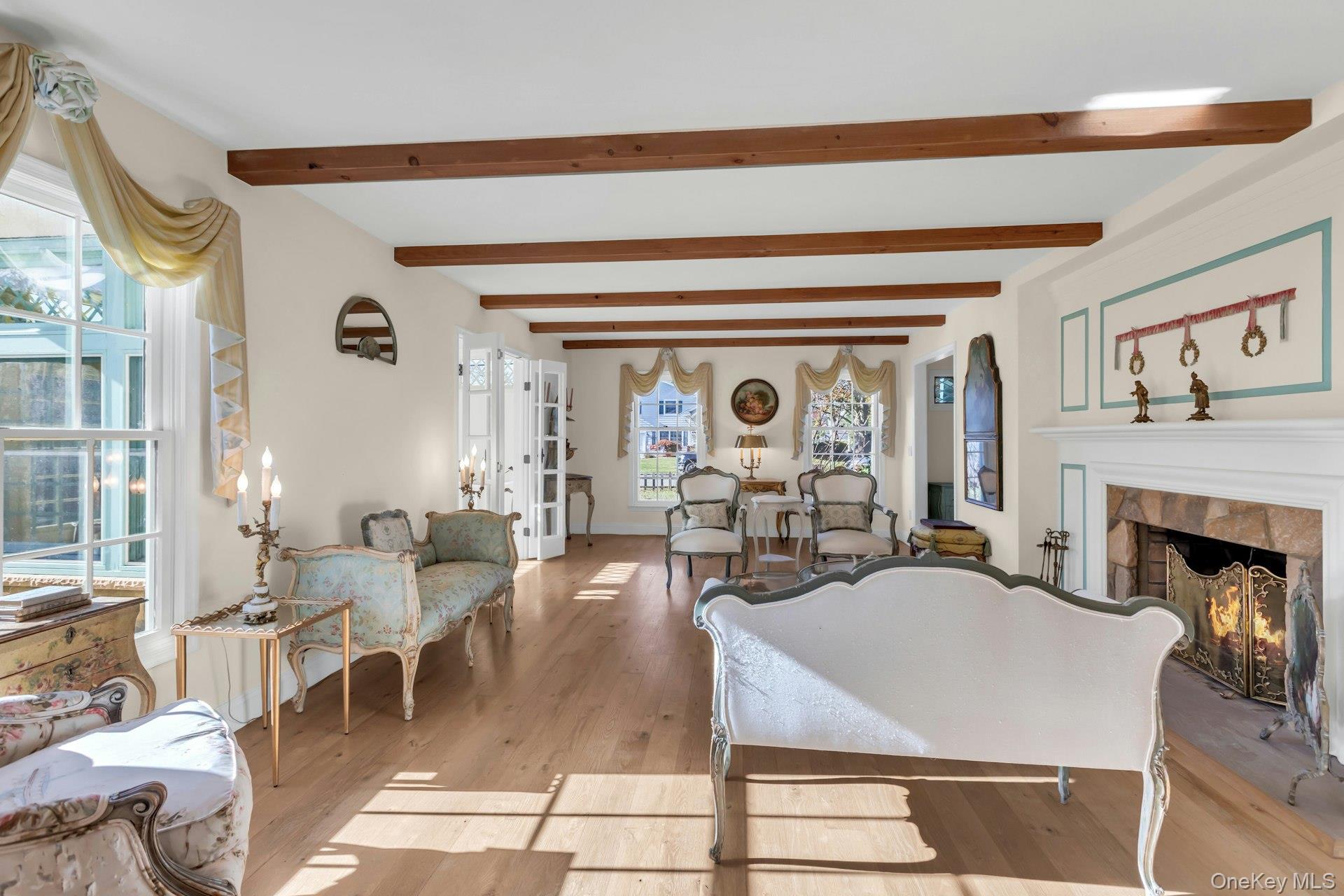 249 Gerritsen Avenue Bayport Bayport, NY 11705