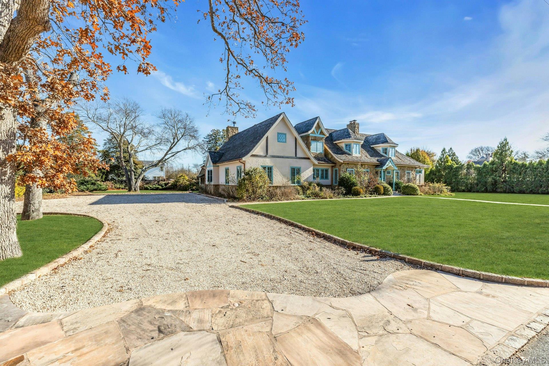 249 Gerritsen Avenue Bayport Bayport, NY 11705