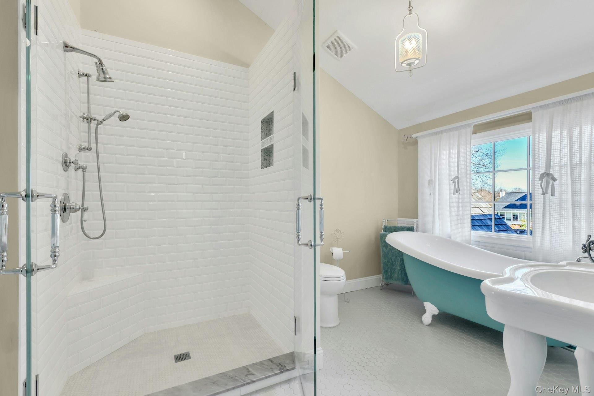 249 Gerritsen Avenue Bayport Bayport, NY 11705