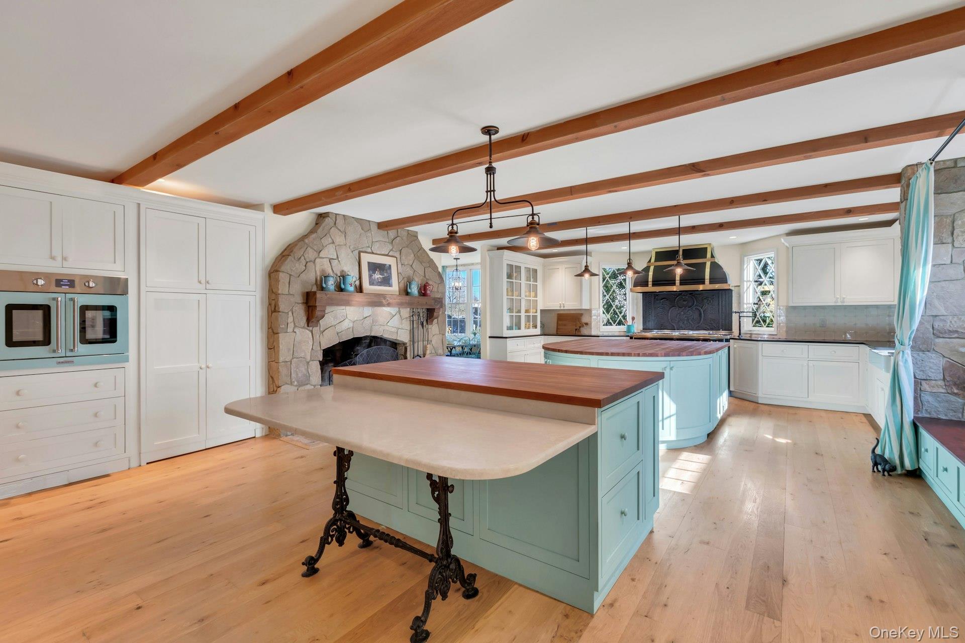 249 Gerritsen Avenue Bayport Bayport, NY 11705