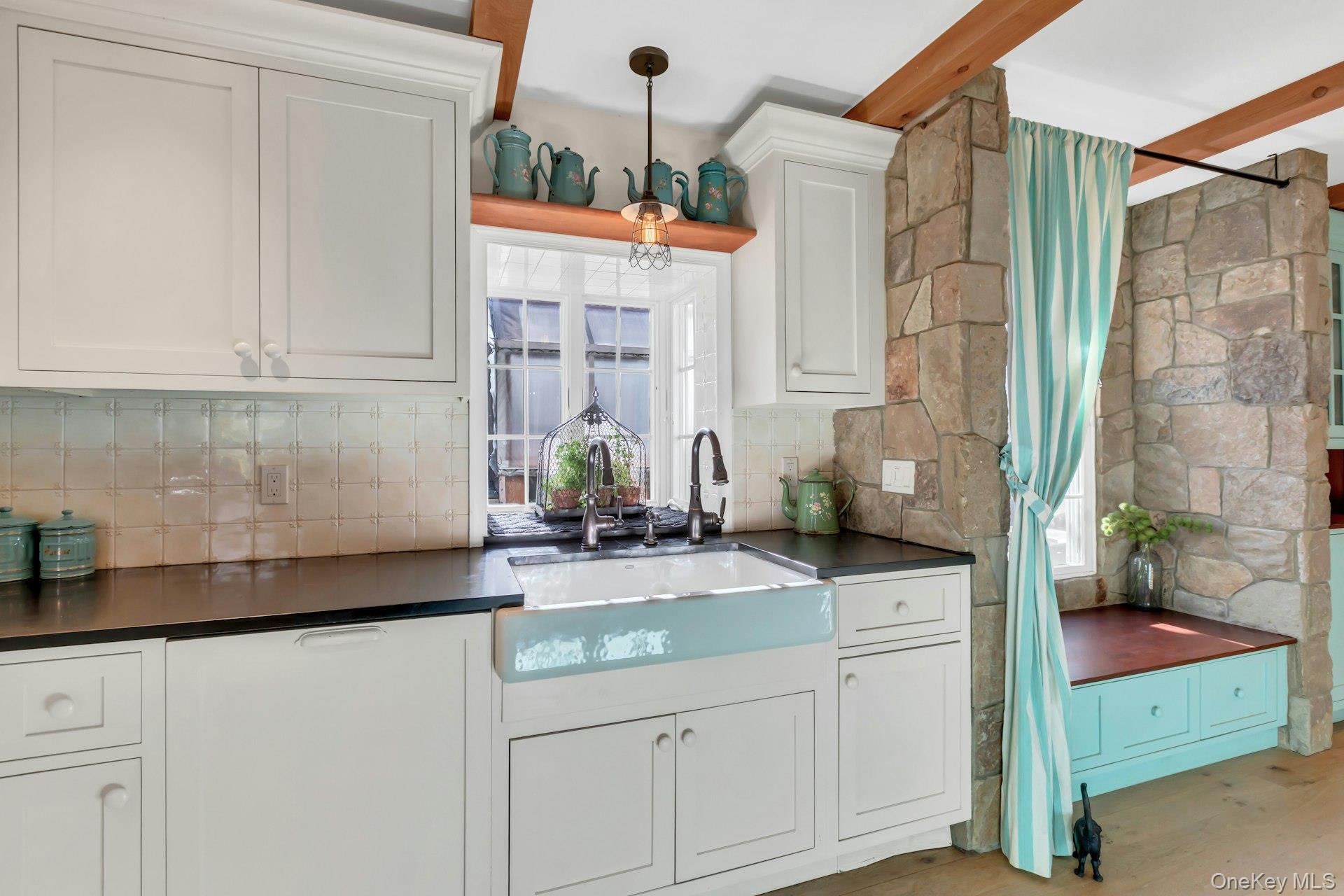 249 Gerritsen Avenue Bayport Bayport, NY 11705