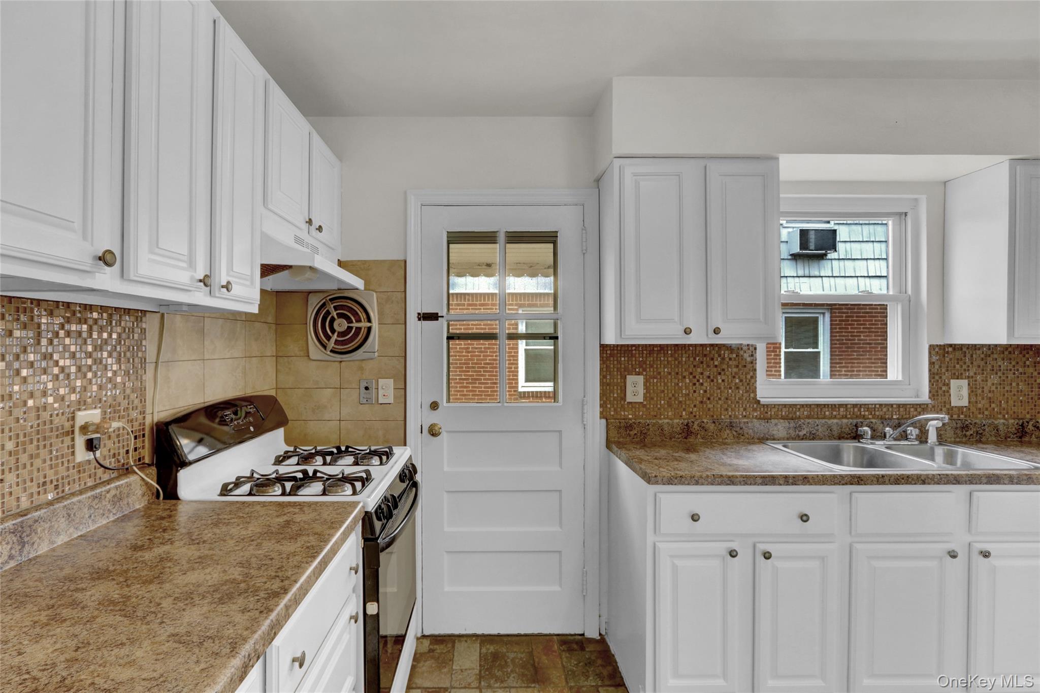 330 Harvard Road S Whole House Garden City South, NY 11530