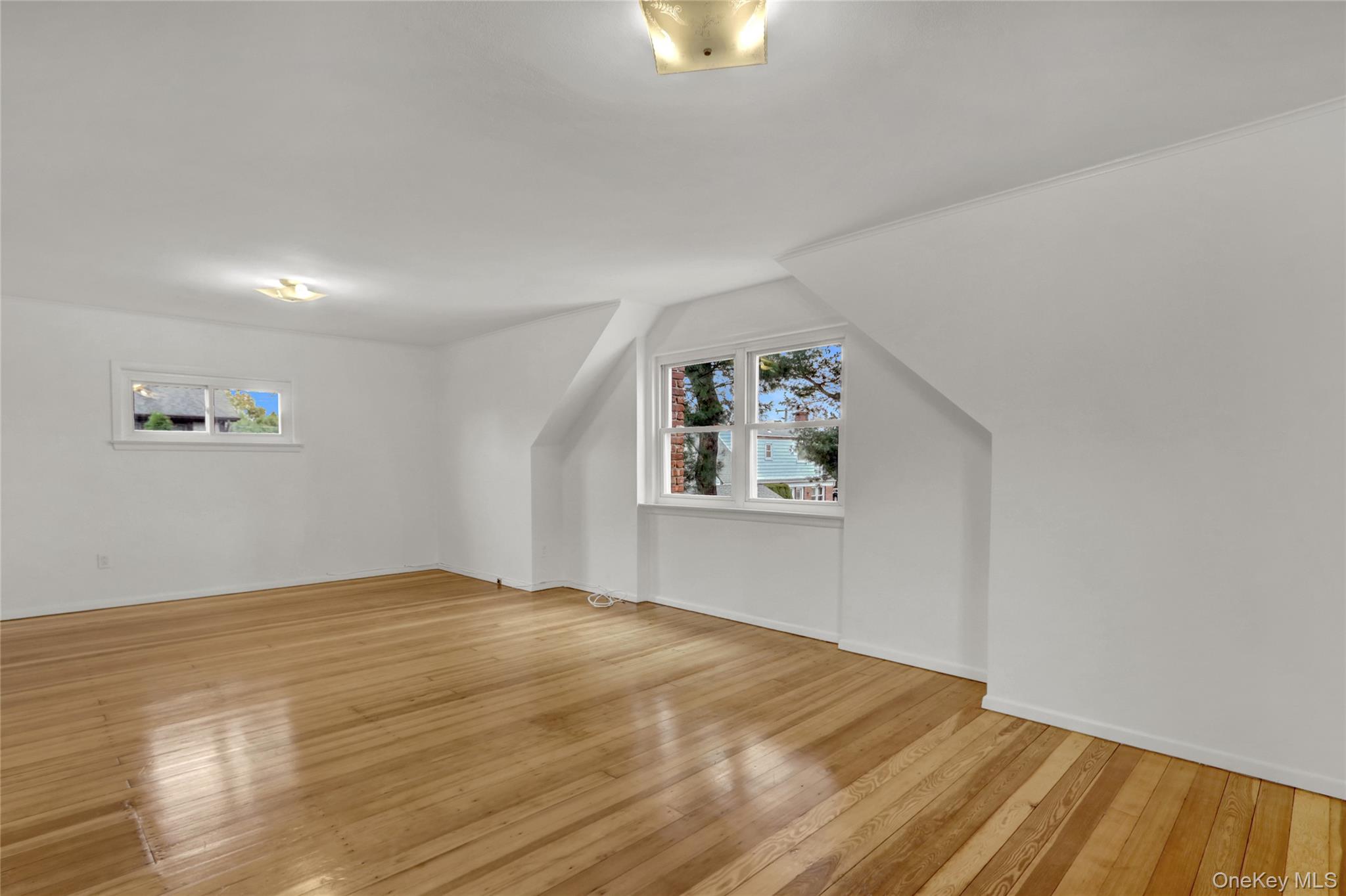 330 Harvard Road S Whole House Garden City South, NY 11530