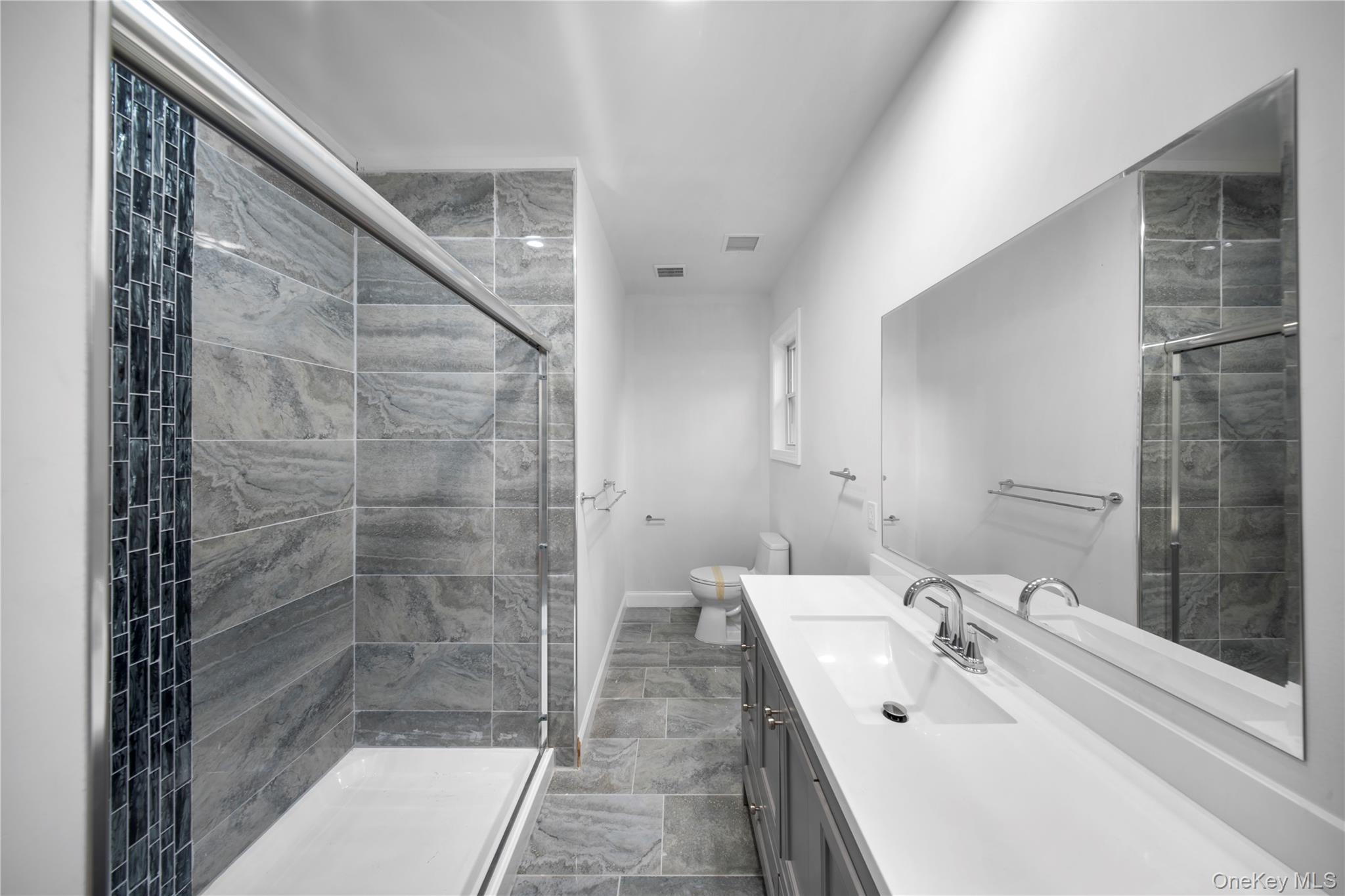 4 Coventry Court Wheatley Heights Wheatley Heights, NY 11798