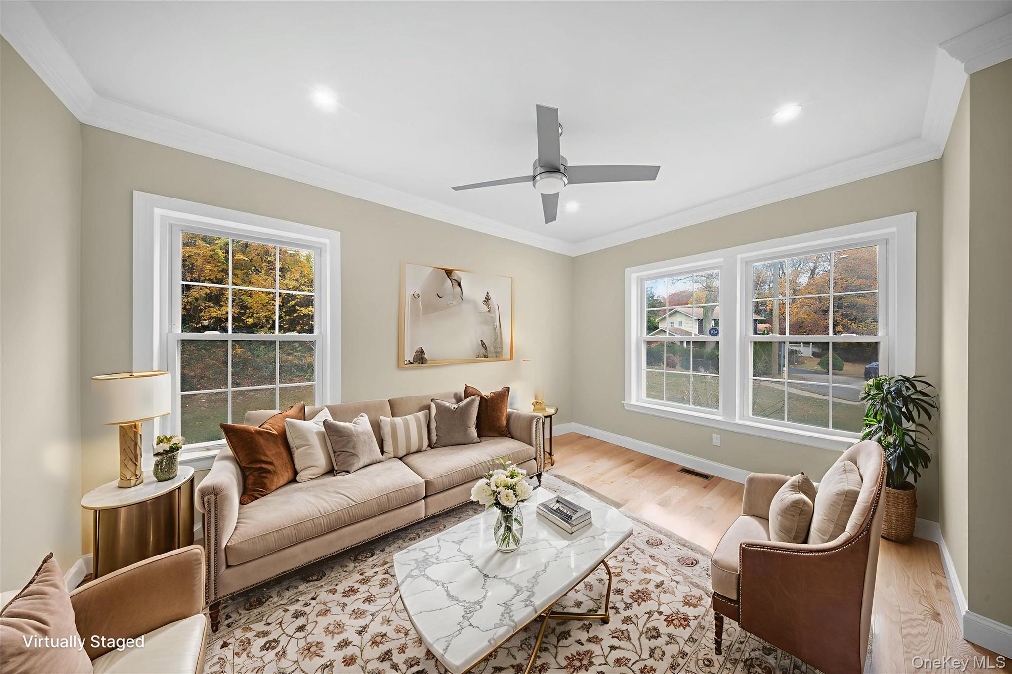 4 Coventry Court Wheatley Heights Wheatley Heights, NY 11798