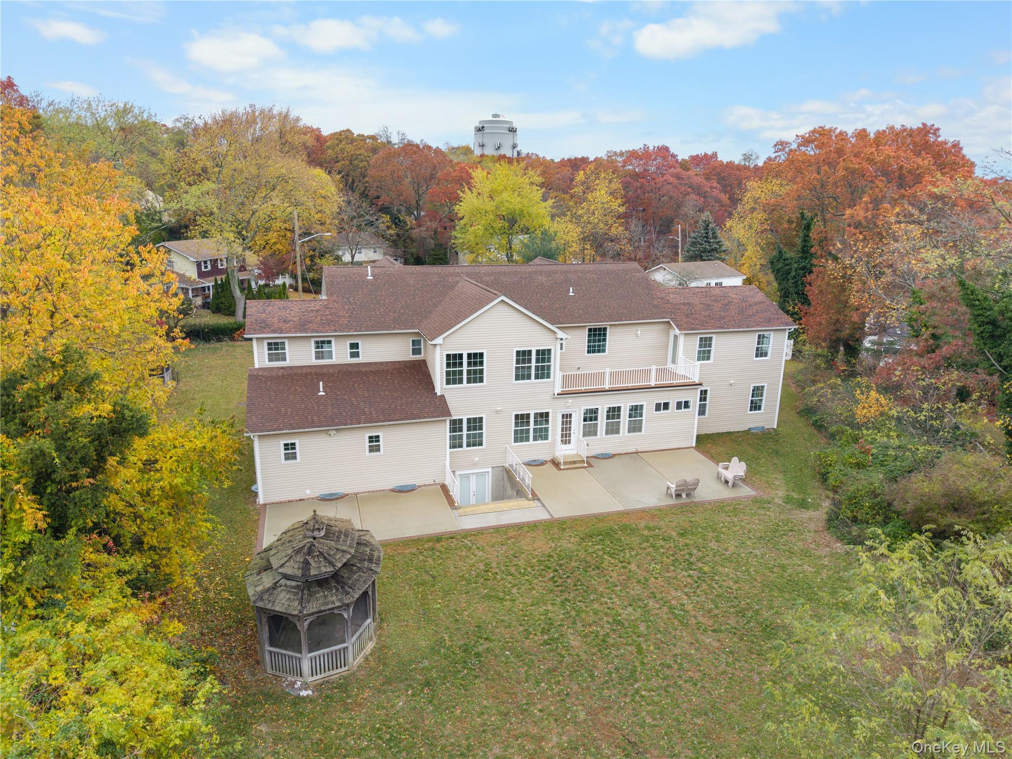 4 Coventry Court Wheatley Heights Wheatley Heights, NY 11798