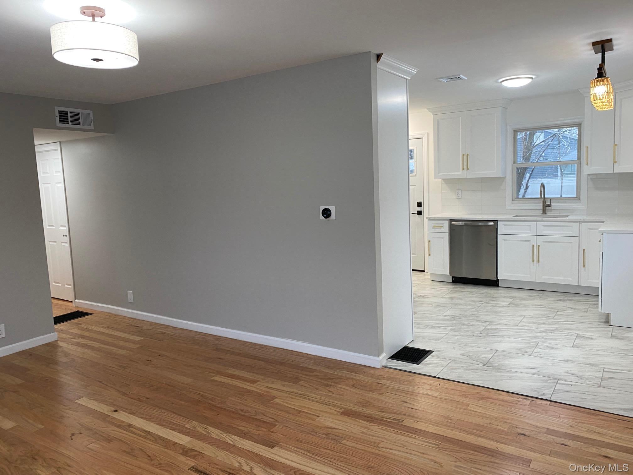 5 Smith Road Out of NYC Cornwall, NY 12518