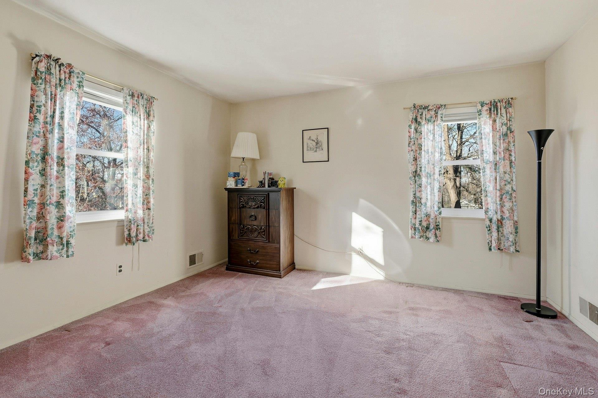 1 Hillcrest Road Port Washington Port Washington, NY 11050