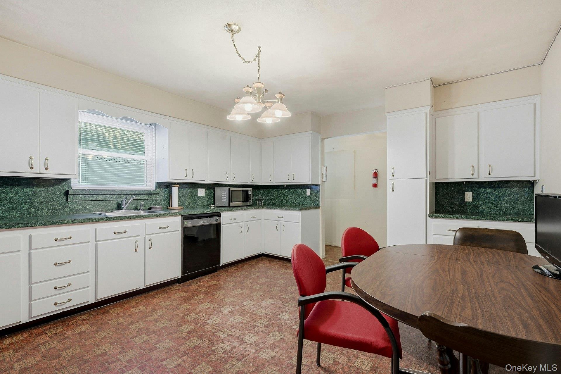 1 Hillcrest Road Port Washington Port Washington, NY 11050