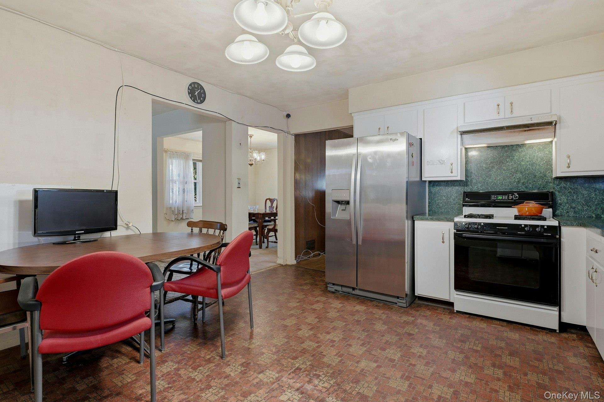 1 Hillcrest Road Port Washington Port Washington, NY 11050