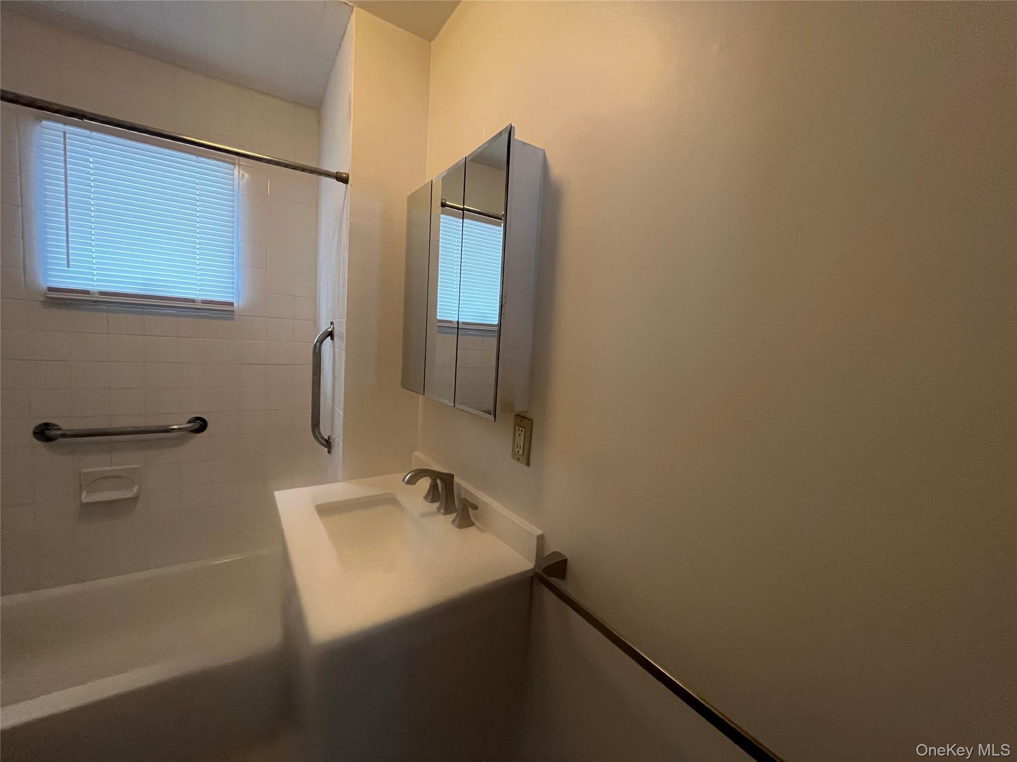 21 Beechwood Avenue Port Washington Port Washington, NY 11050