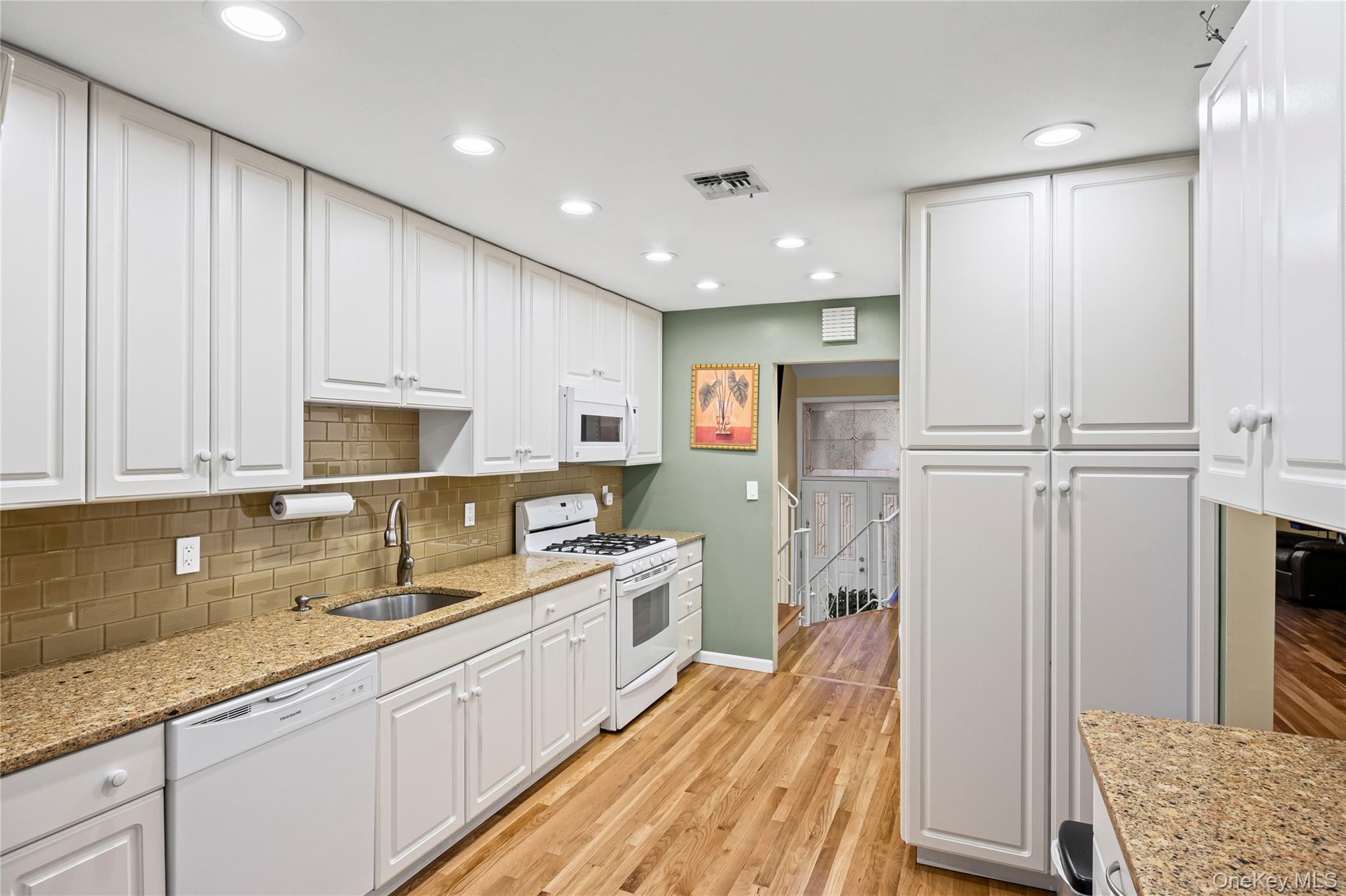 1829 Bradley Court North Bellmore, NY 11710