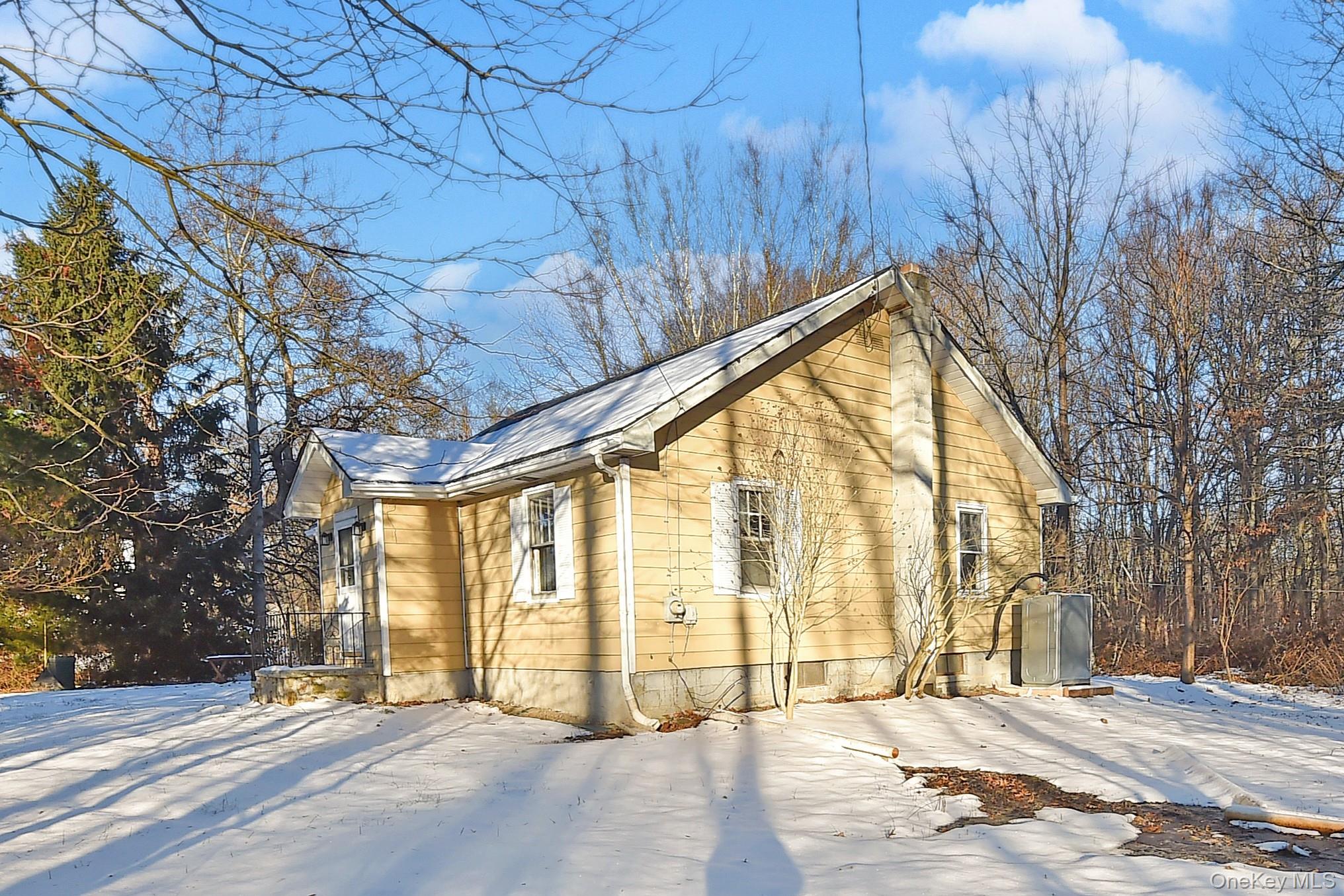 1084 State Route 17K Out of NYC Montgomery, NY 12549