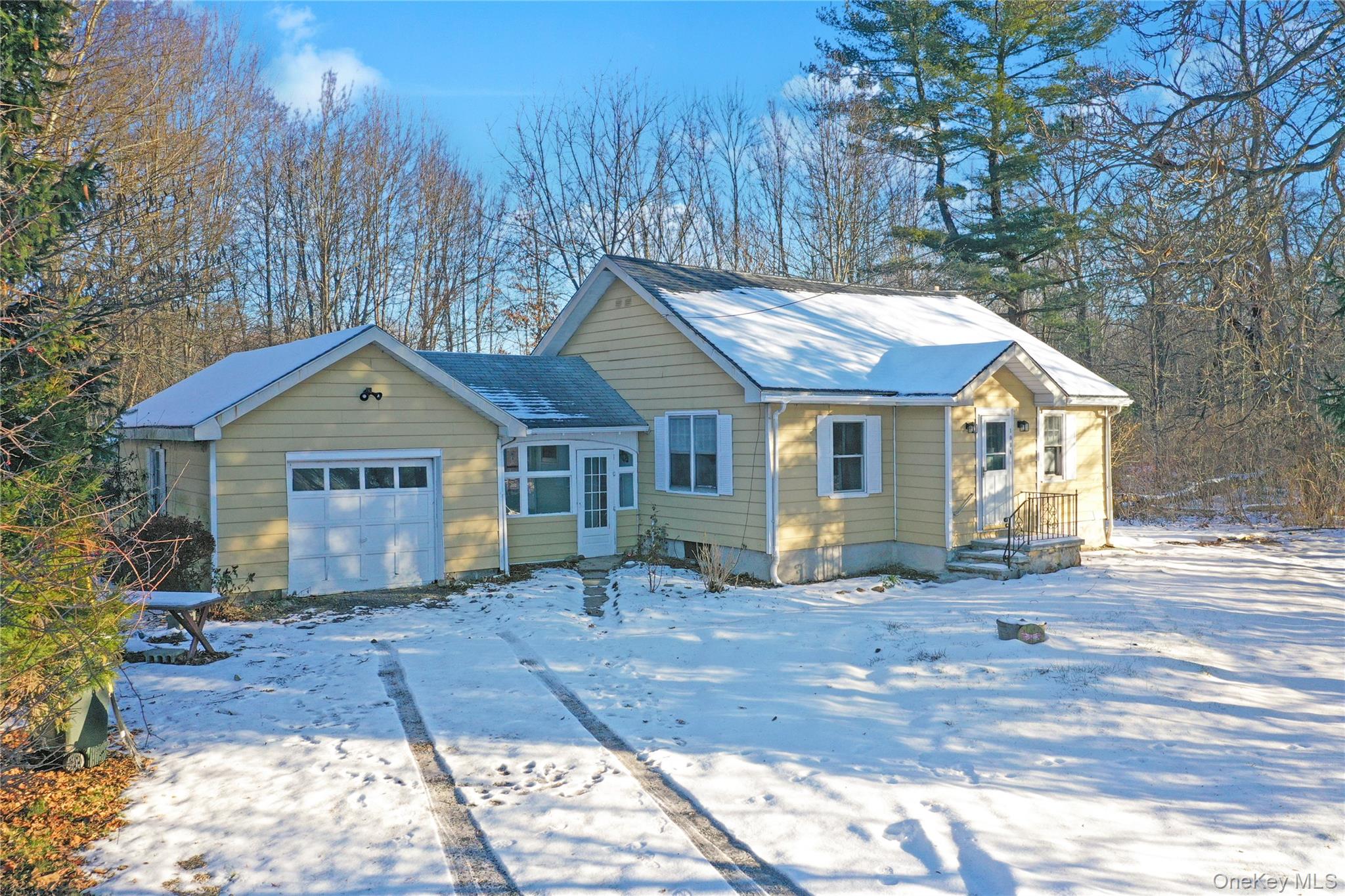 1084 State Route 17K Out of NYC Montgomery, NY 12549