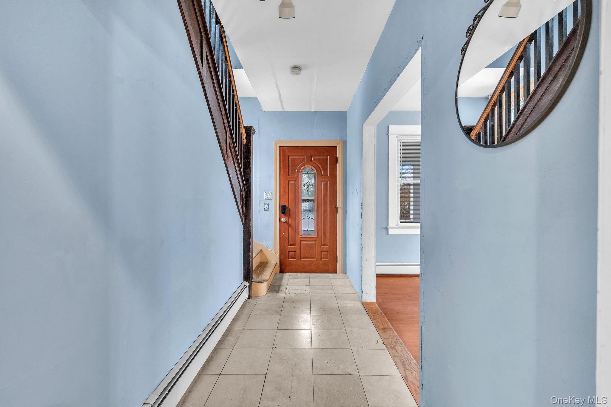 4 3rd Avenue East Islip East Islip, NY 11730