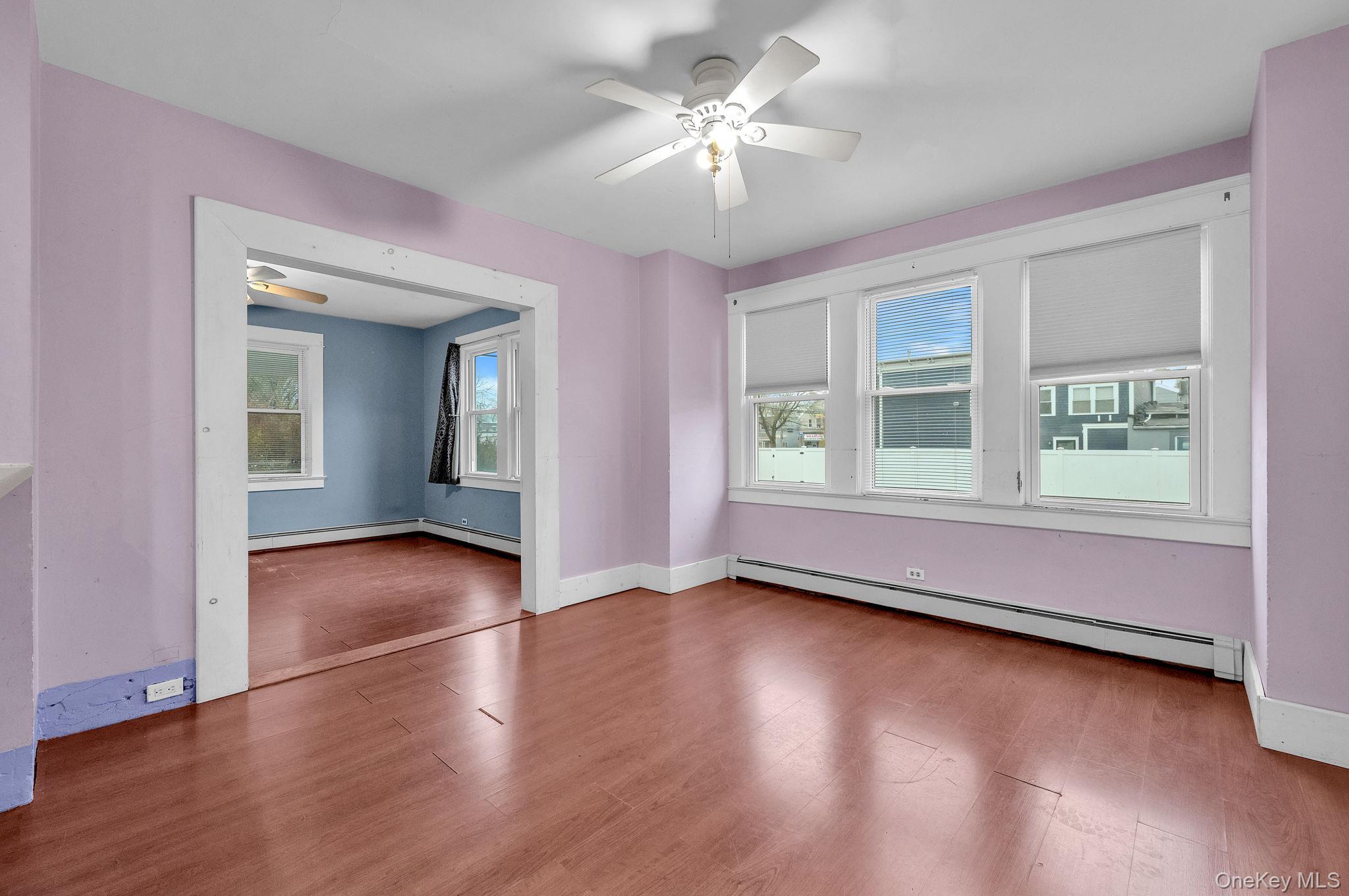 4 3rd Avenue East Islip East Islip, NY 11730