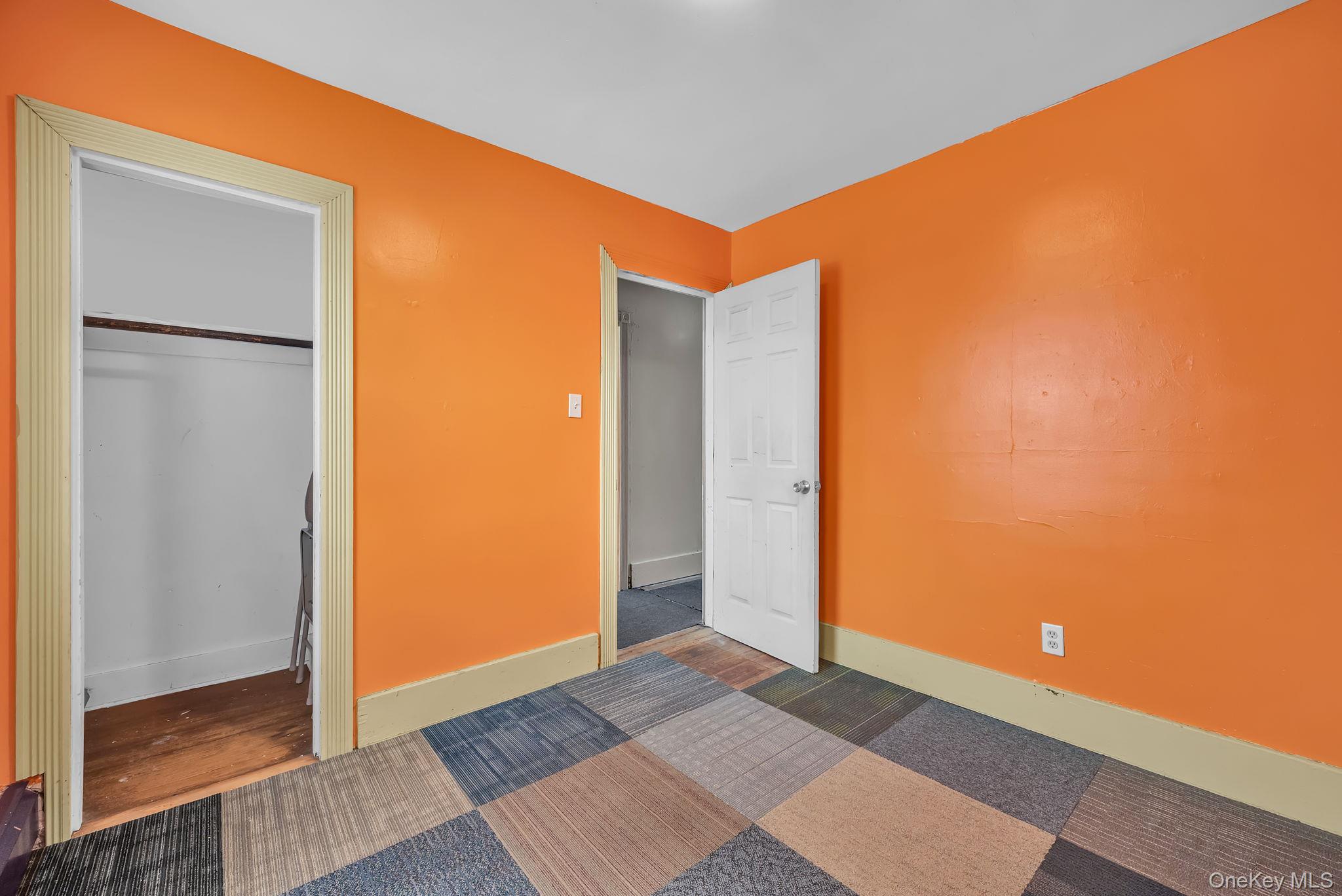 4 3rd Avenue East Islip East Islip, NY 11730