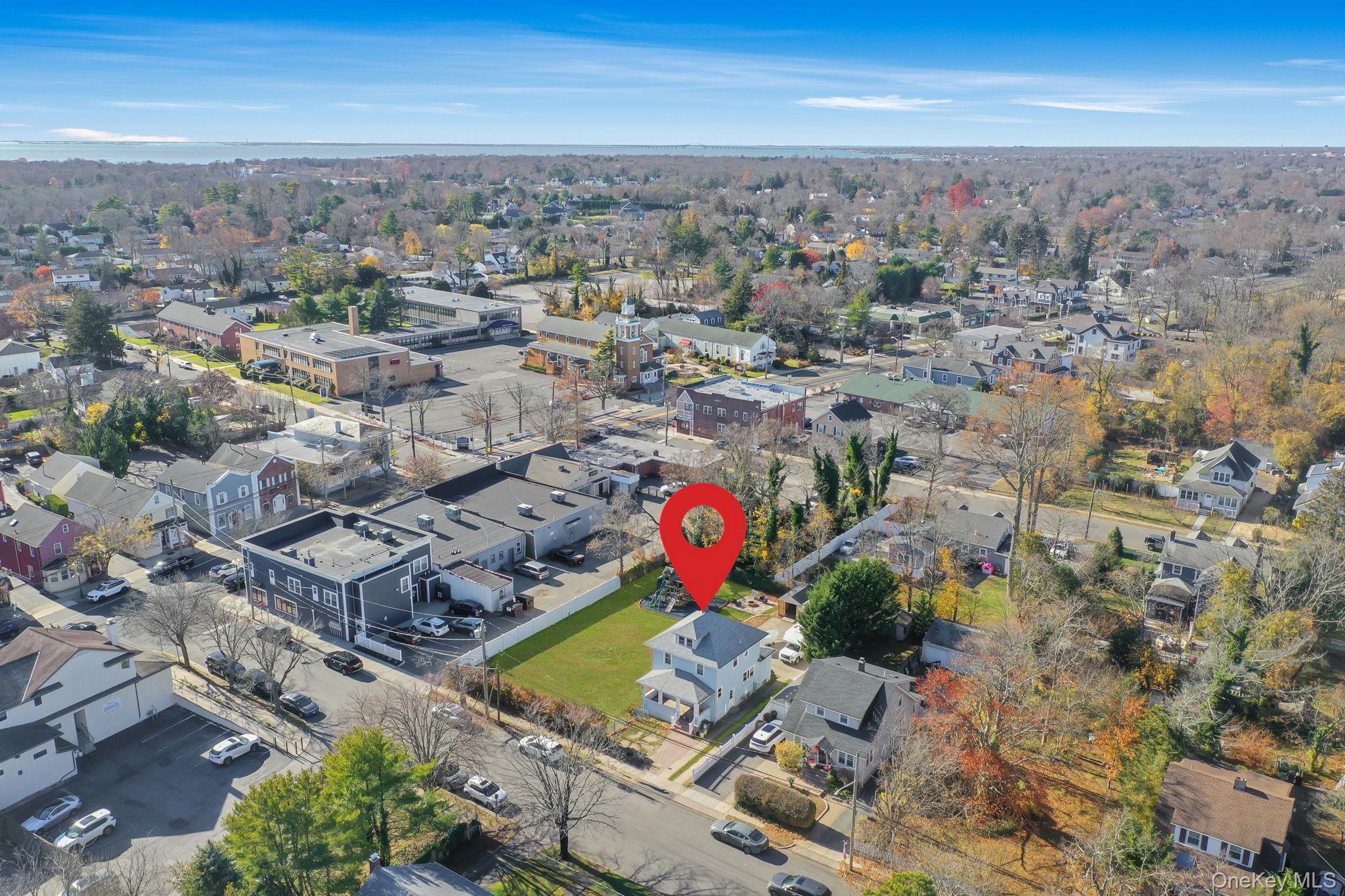 4 3rd Avenue East Islip East Islip, NY 11730