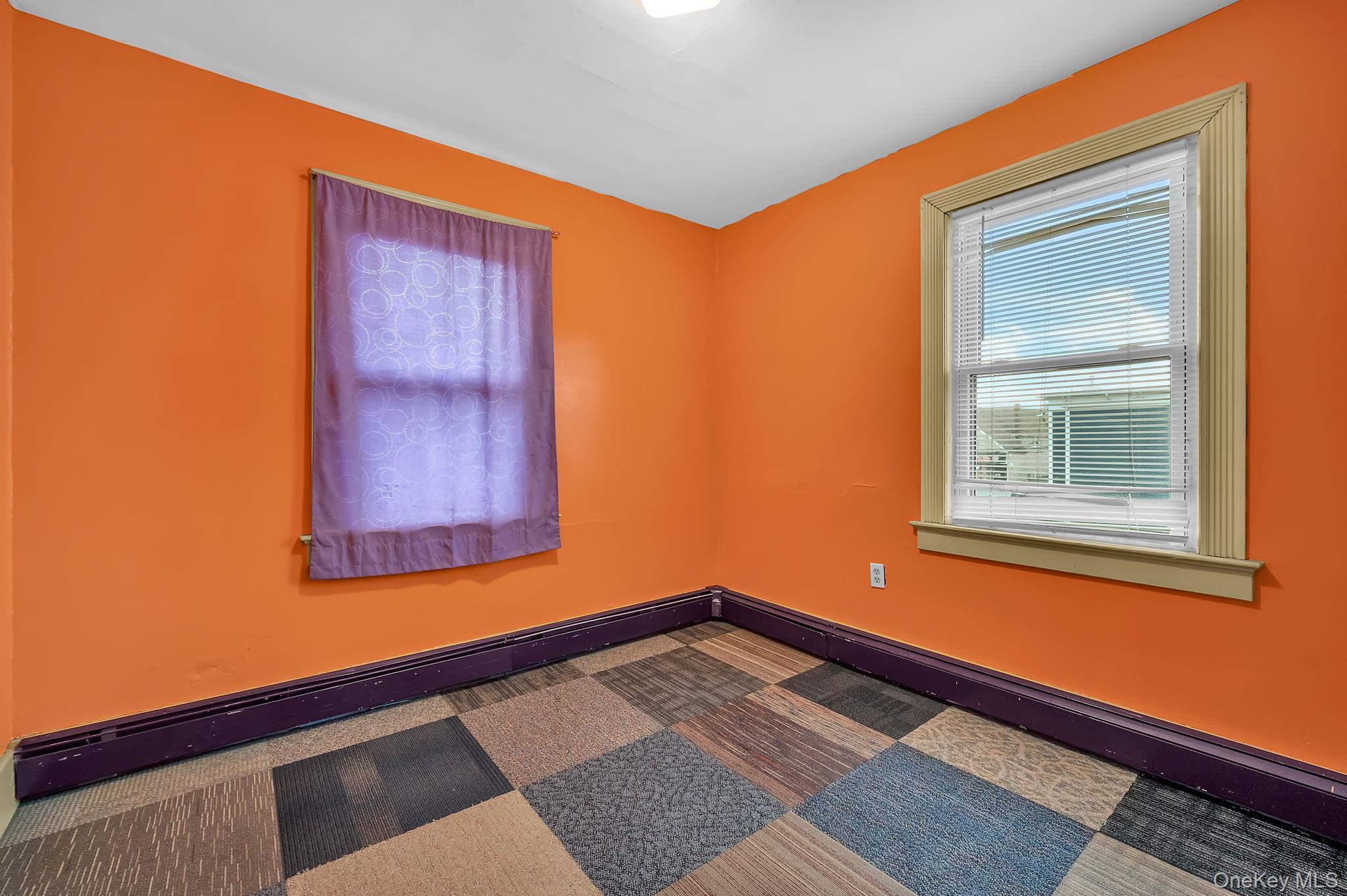 4 3rd Avenue East Islip East Islip, NY 11730