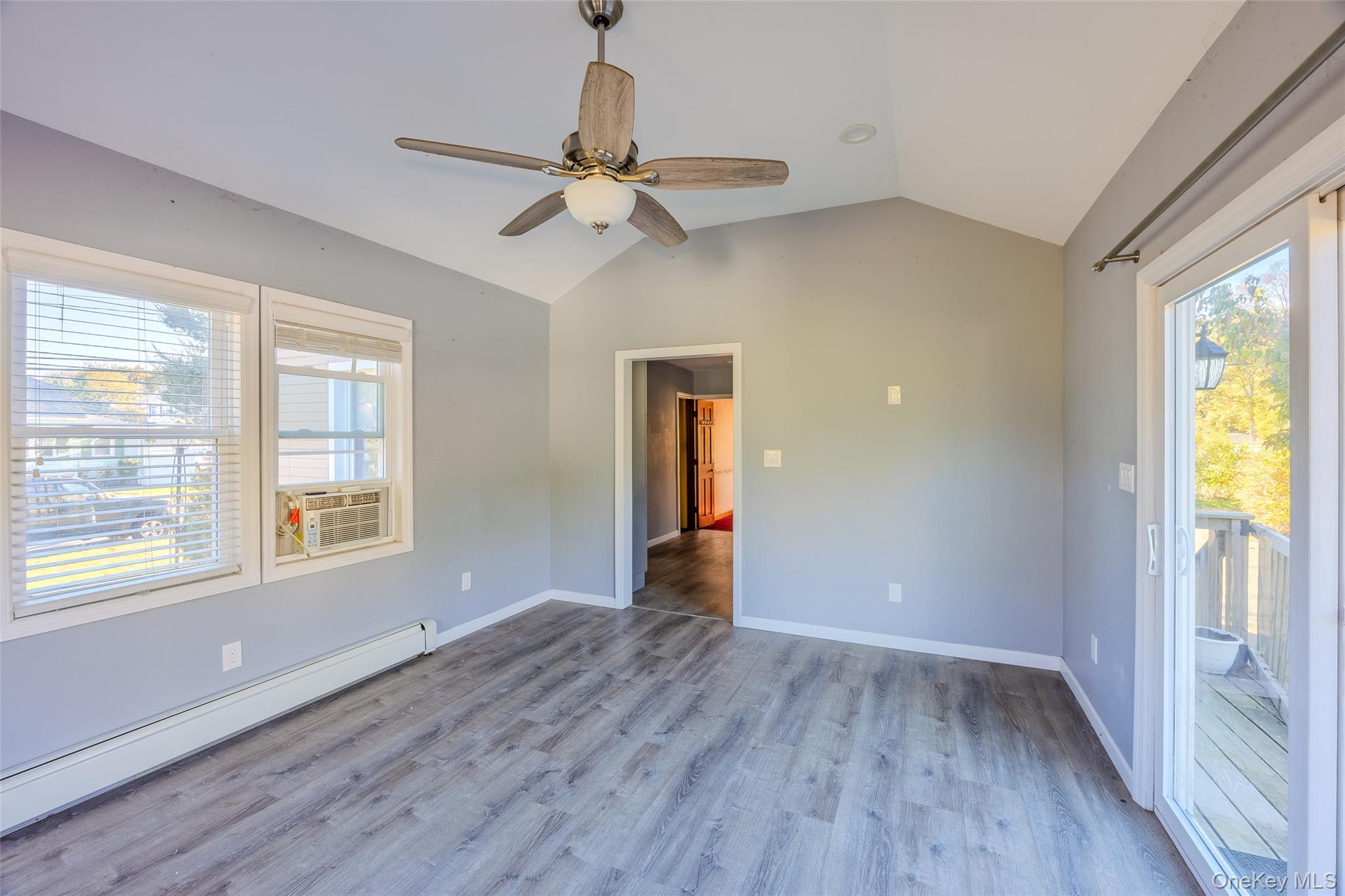 17 Andrew Avenue Islip Terrace Islip Terrace, NY 11752