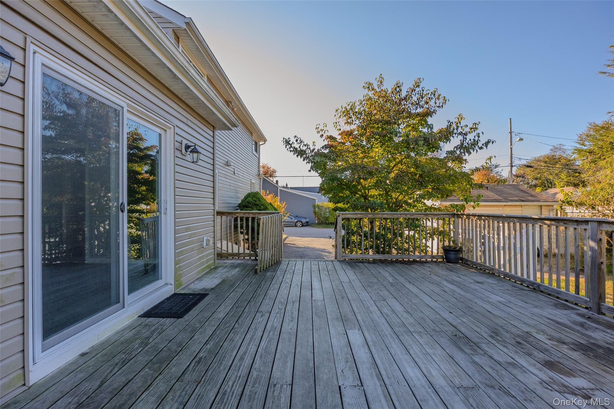 17 Andrew Avenue Islip Terrace Islip Terrace, NY 11752