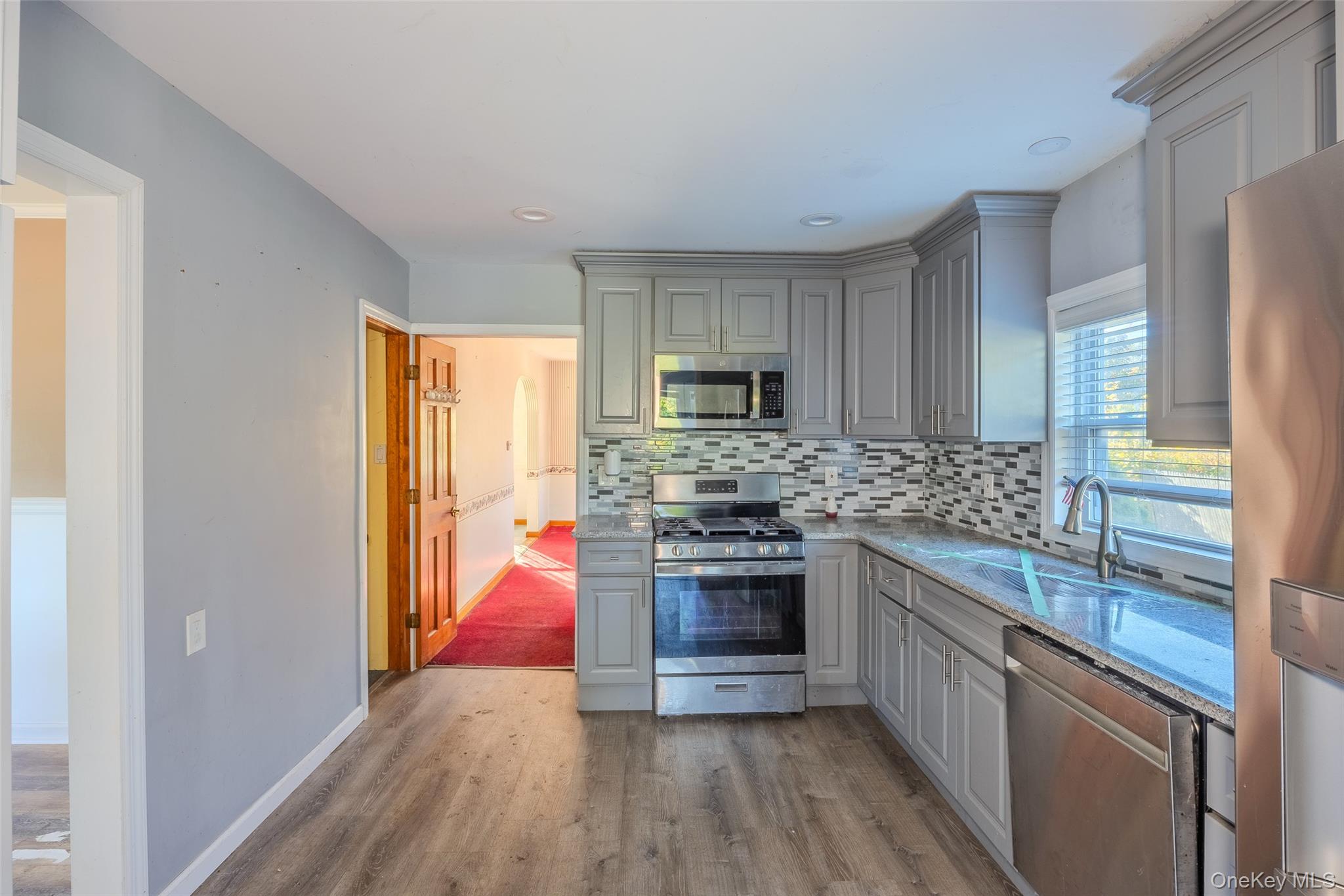 17 Andrew Avenue Islip Terrace Islip Terrace, NY 11752