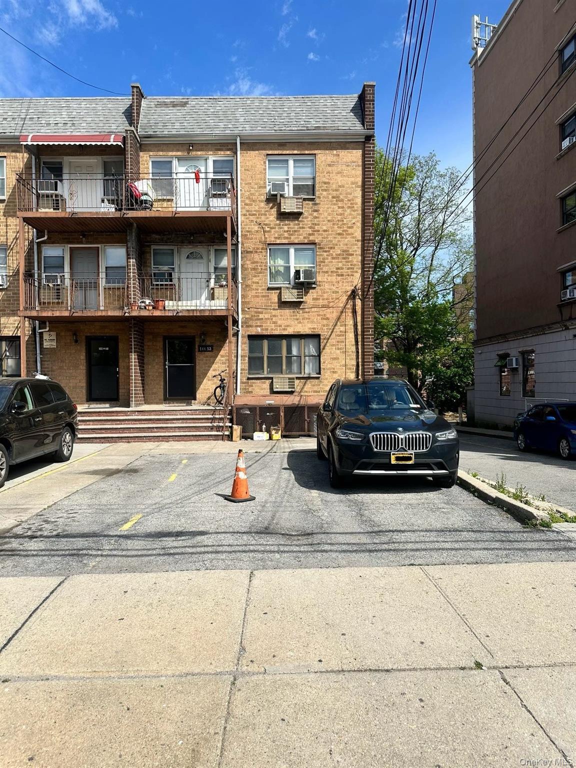 14453 38th Avenue, Flushing, NY 11354