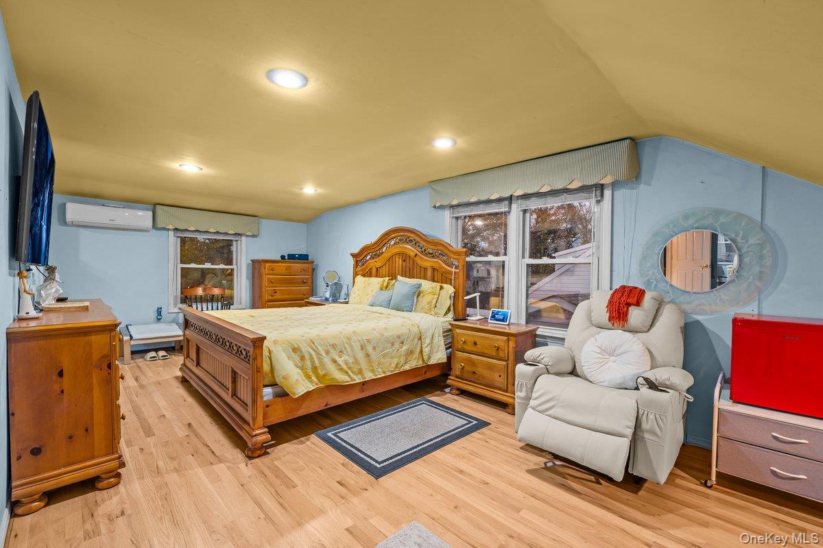 26 West 11th Street Huntington Station, NY 11746